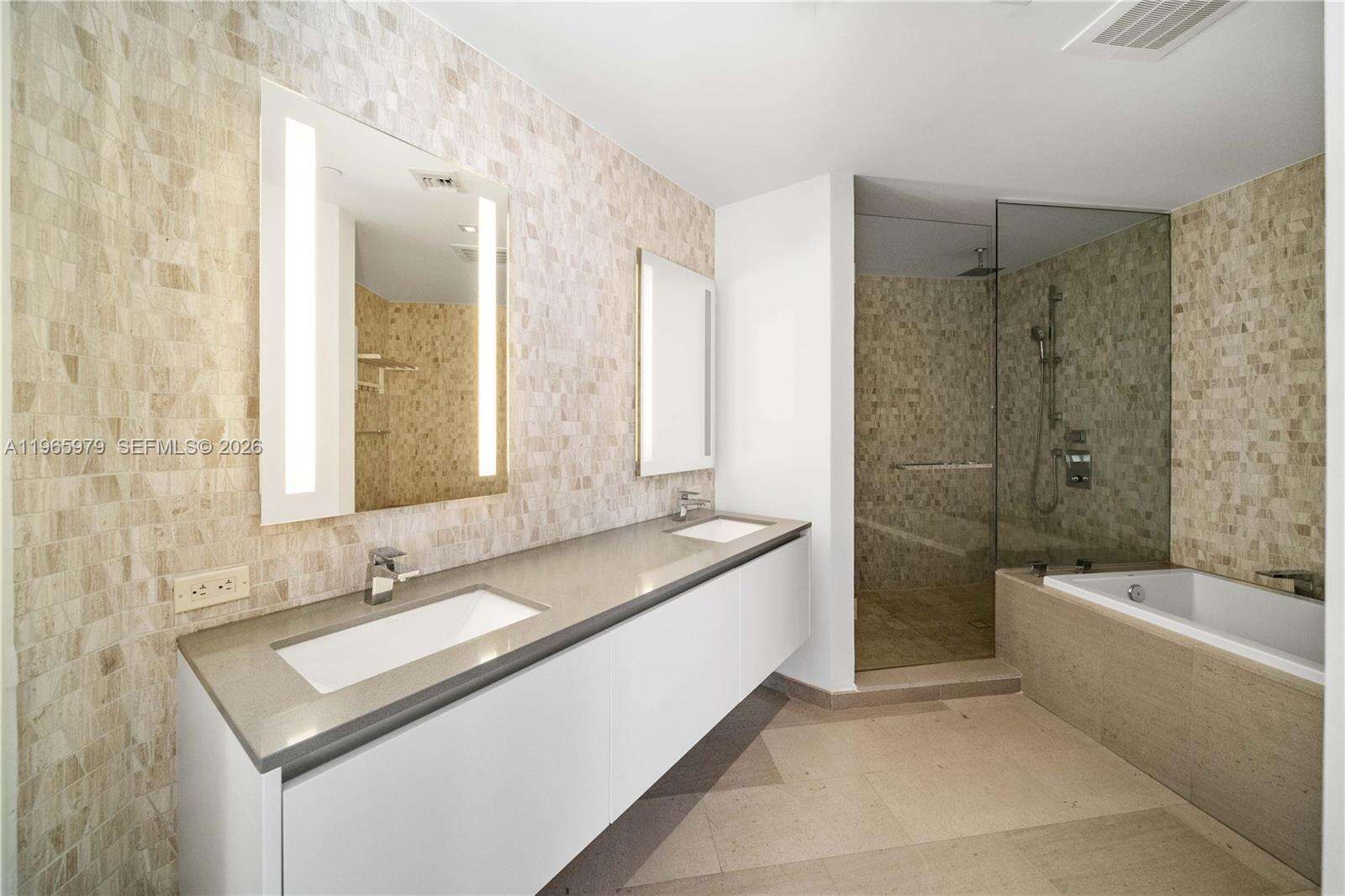 Reach Brickell at 68 6 St, Miami, FL 33131 - For Sale photo 15