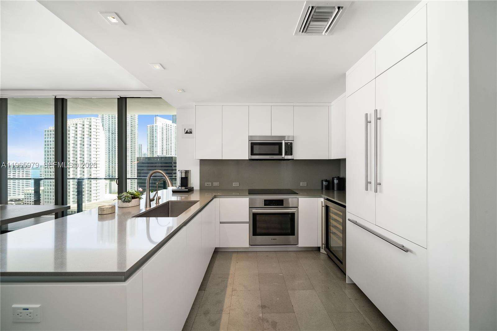 Reach Brickell at 68 6 St, Miami, FL 33131 - For Sale photo 3