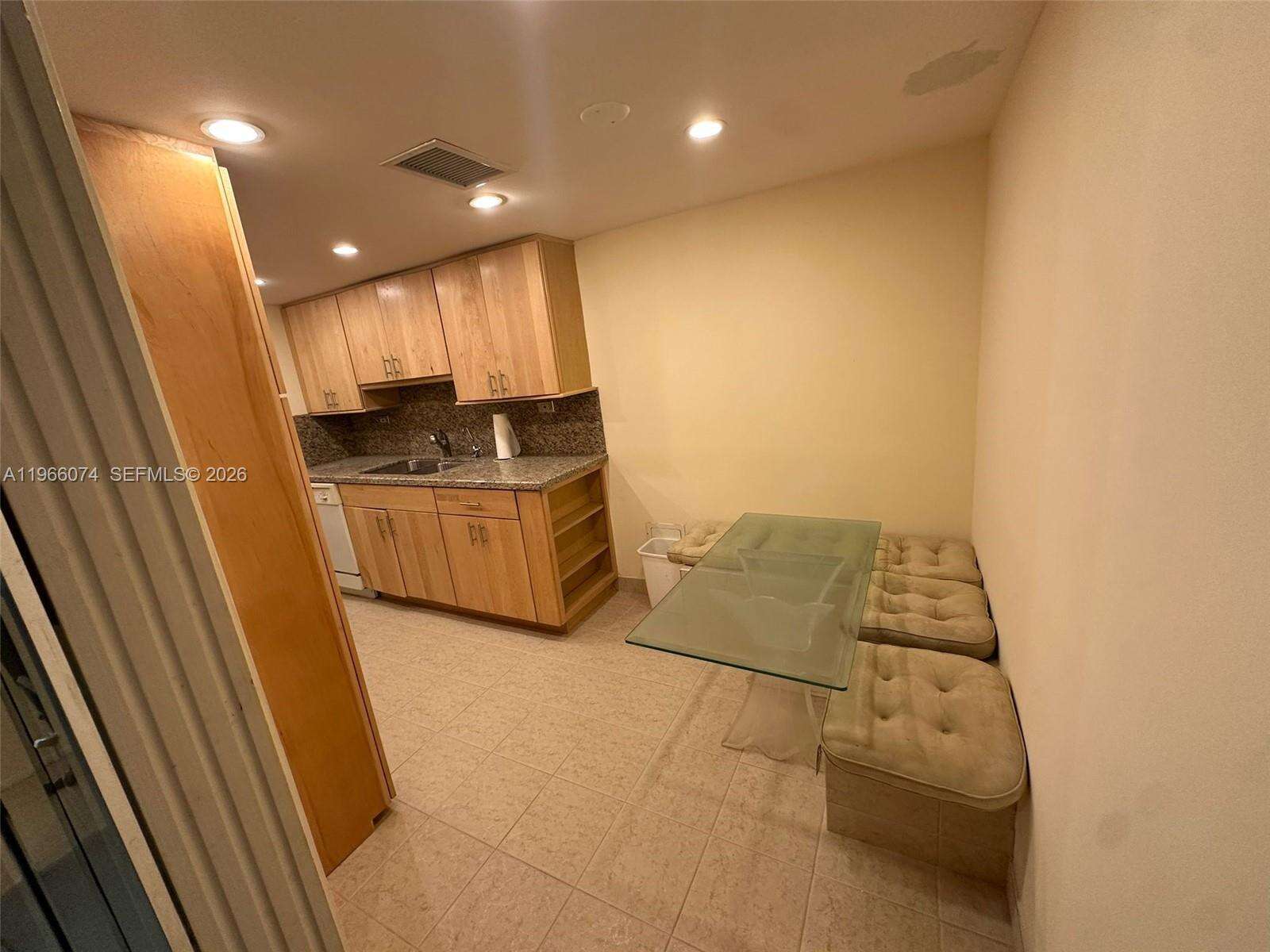 Maison Grande at 6039 Collins Ave, Miami Beach, FL 33140 - For Sale photo 16