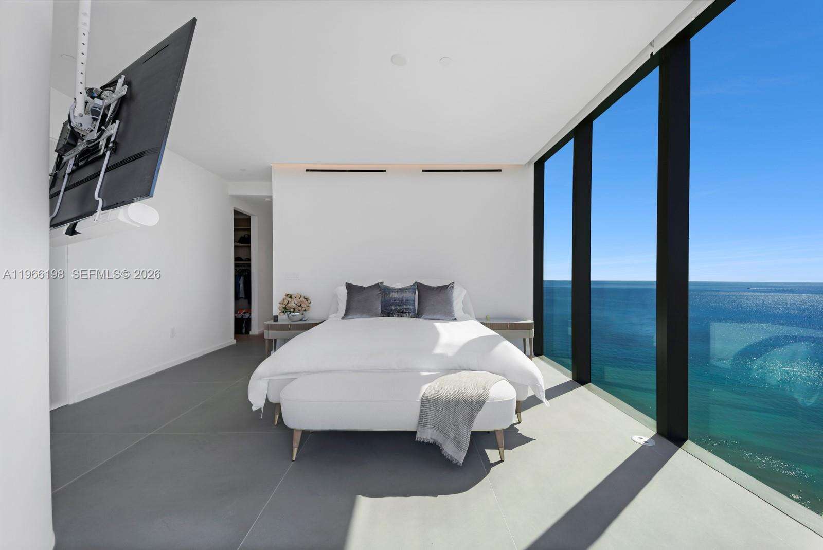 2000 OCEAN - 2000 Ocean Dr, Hallandale Beach, FL 33009 | Picture 18