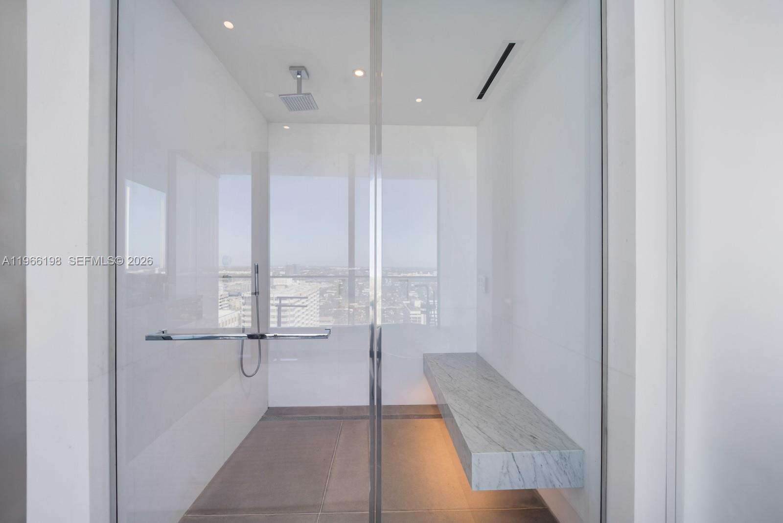 2000 OCEAN - 2000 Ocean Dr, Hallandale Beach, FL 33009 | Picture 25