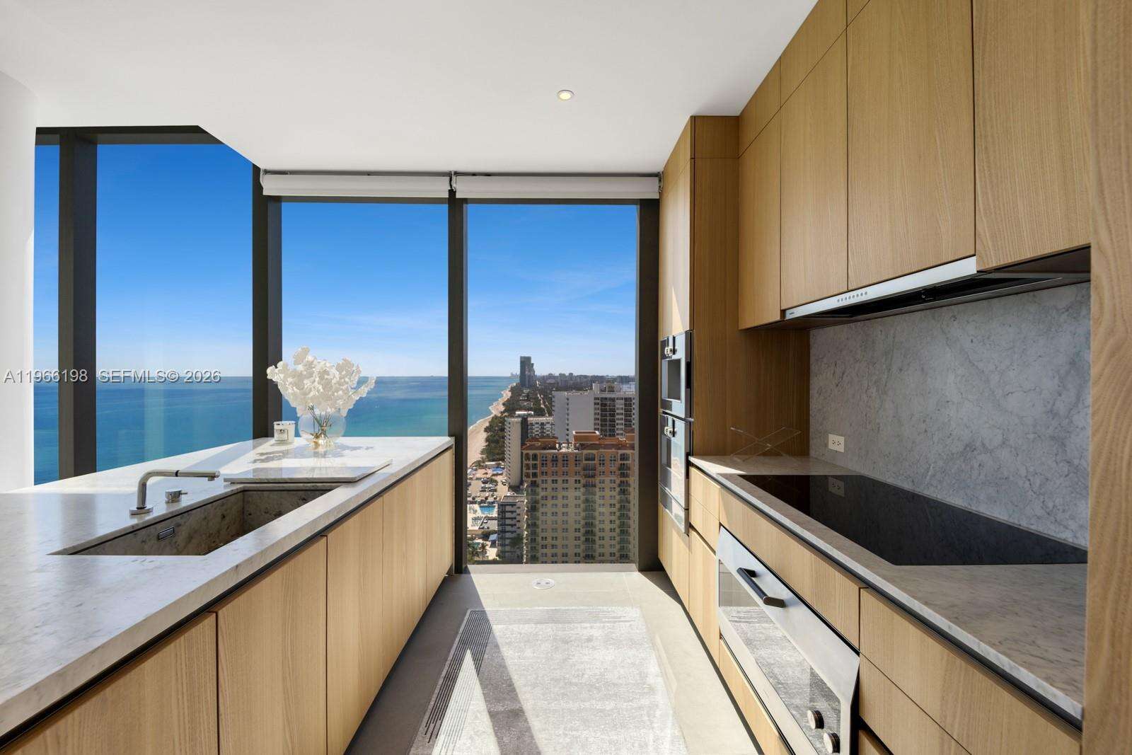 2000 OCEAN - 2000 Ocean Dr, Hallandale Beach, FL 33009 | Picture 49