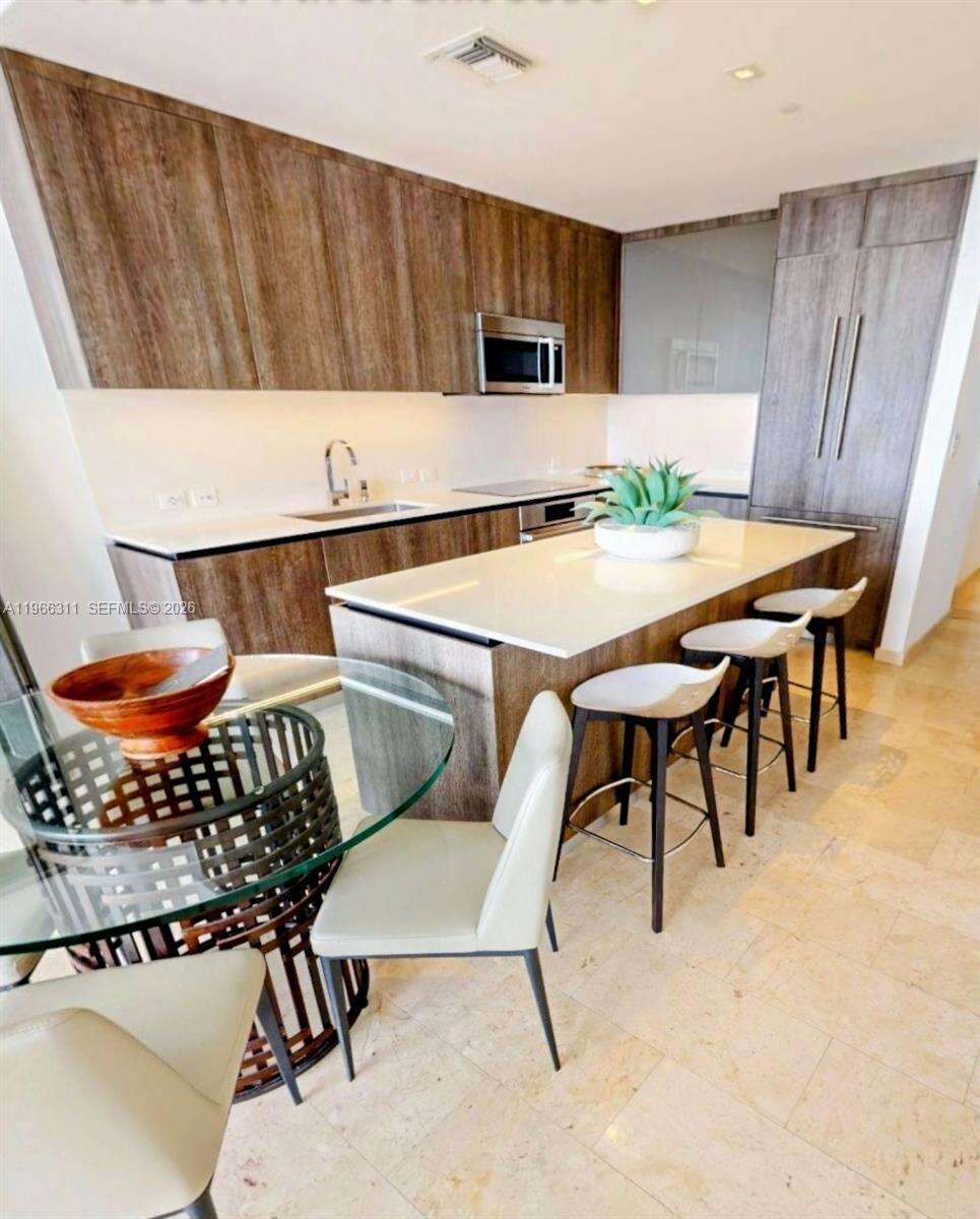 Rise Brickell at 88 7 St, Miami, FL 33130 - For Sale photo 4