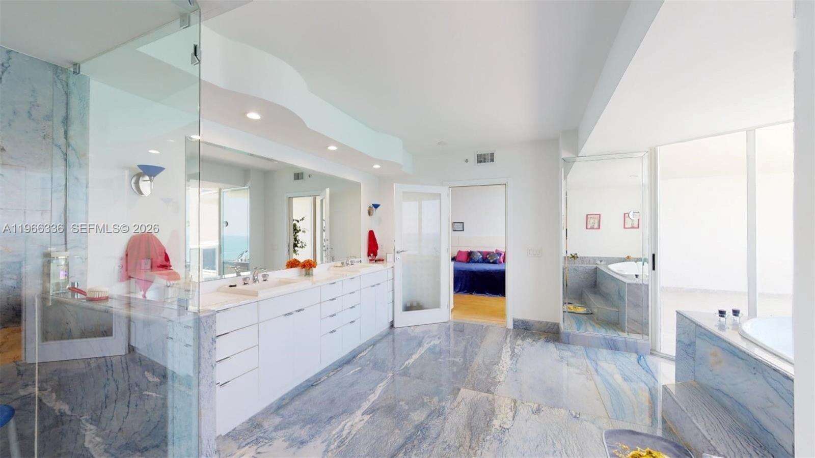 THE PINNACLE - 17555 Collins Ave, Sunny Isles Beach, FL 33160 | Picture 12