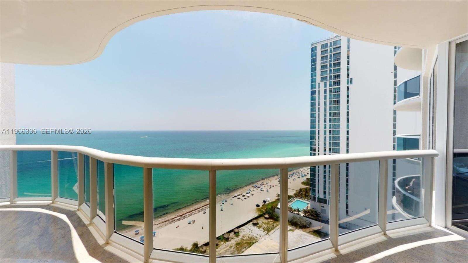 THE PINNACLE - 17555 Collins Ave, Sunny Isles Beach, FL 33160 | Picture 38