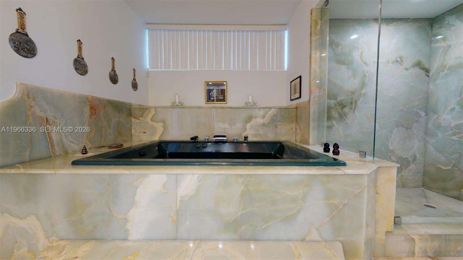 THE PINNACLE - 17555 Collins Ave, Sunny Isles Beach, FL 33160 | Picture 9