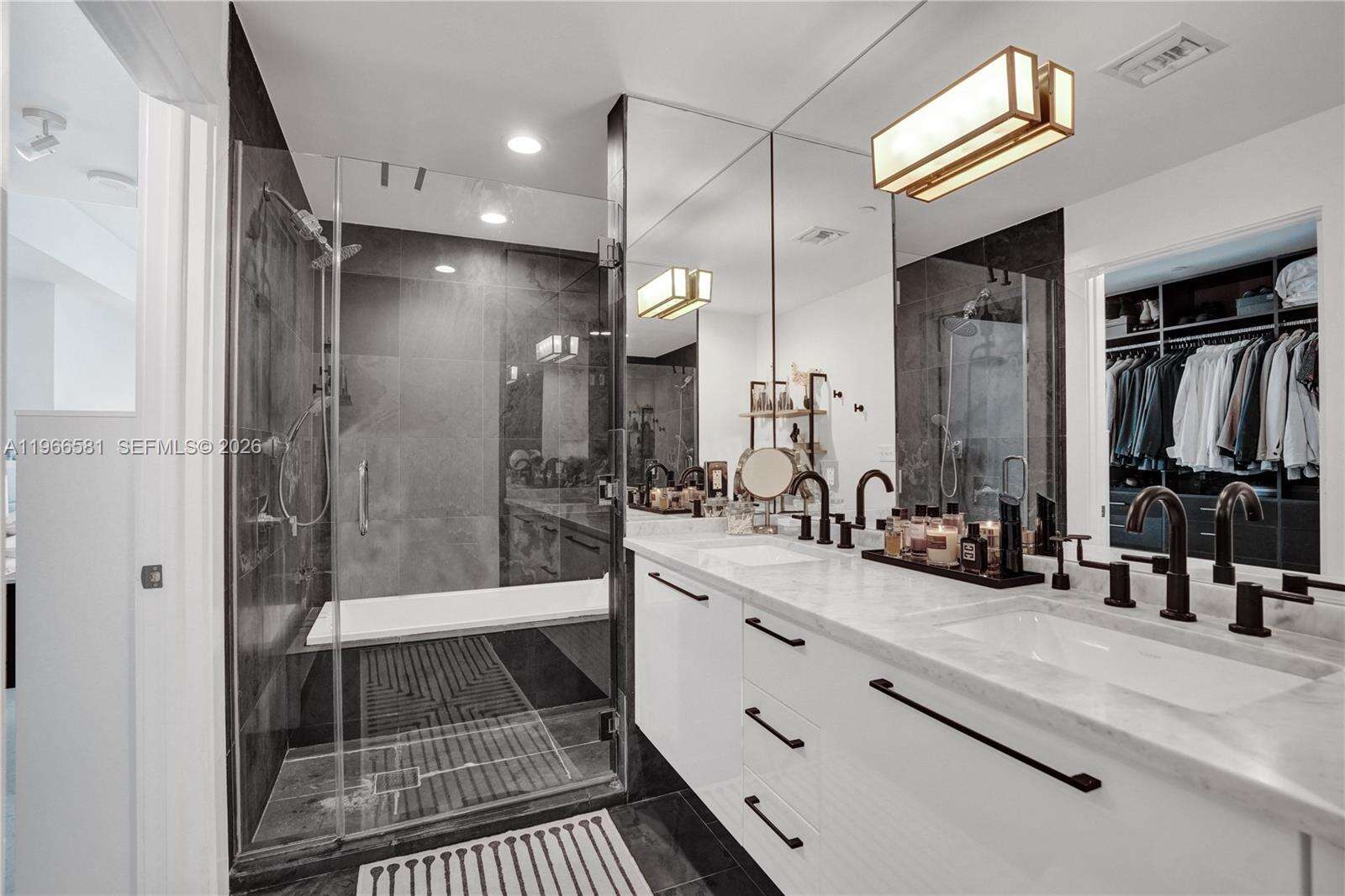 900 Biscayne at 900 Biscayne Blvd, Miami, FL 33132 - For Sale photo 23