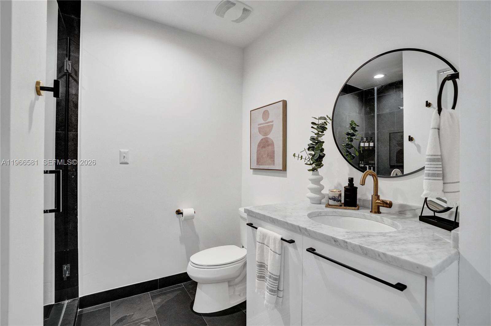 900 Biscayne at 900 Biscayne Blvd, Miami, FL 33132 - For Sale photo 24