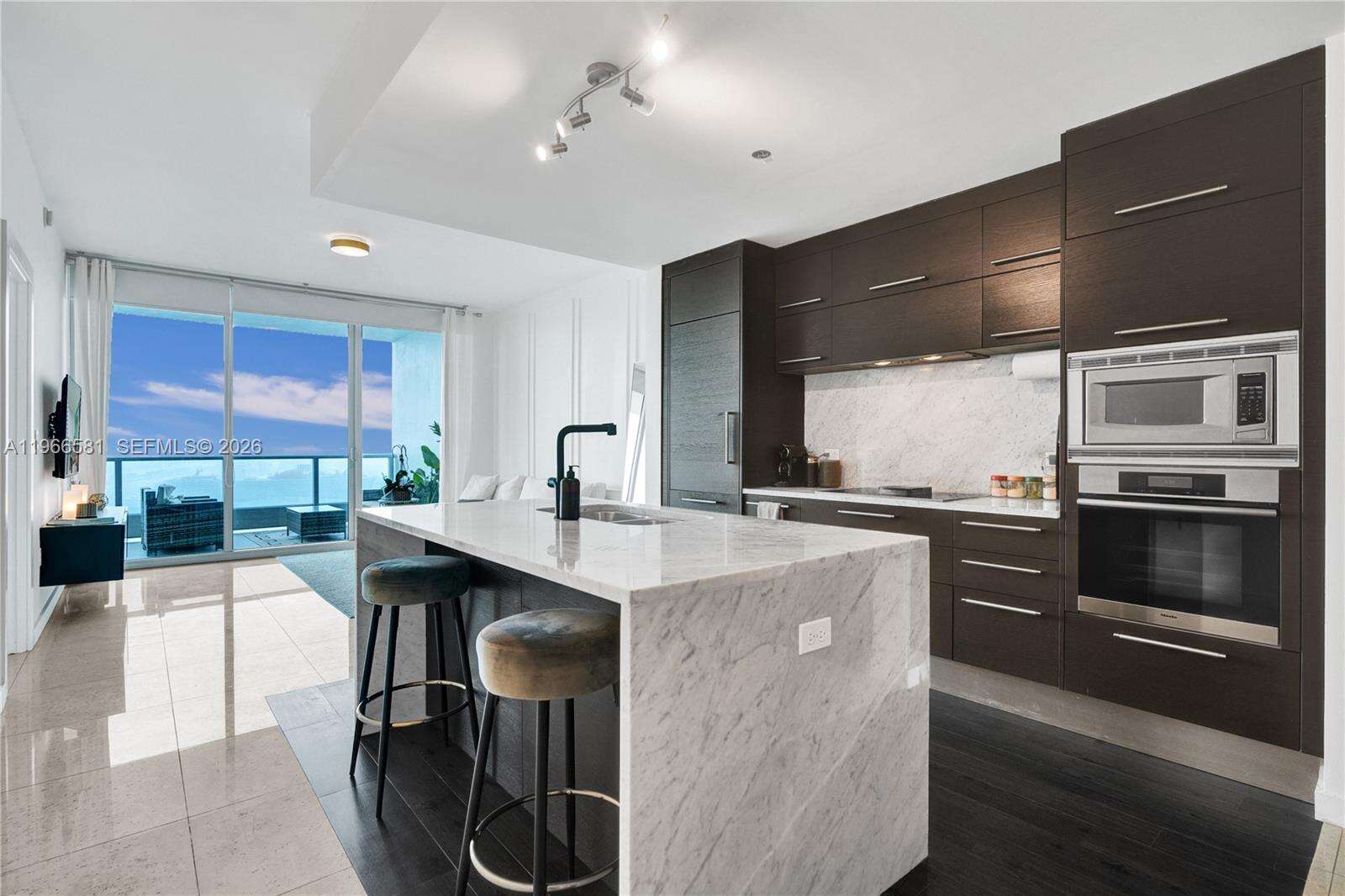 900 Biscayne at 900 Biscayne Blvd, Miami, FL 33132 - For Sale photo 29