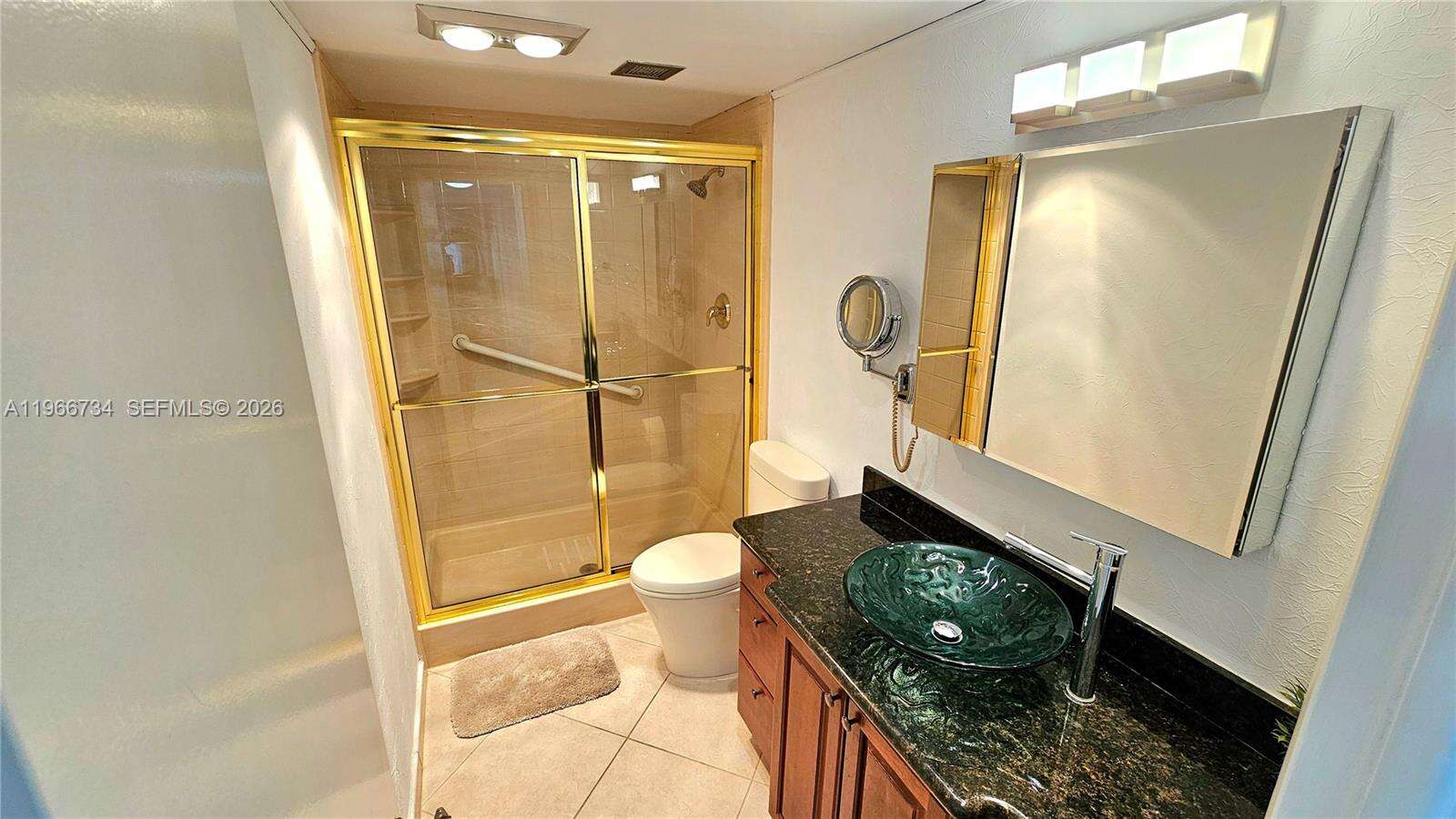 The Hemispheres at 1980 Ocean Dr, Hallandale Beach, FL 33009 - For Sale photo 12