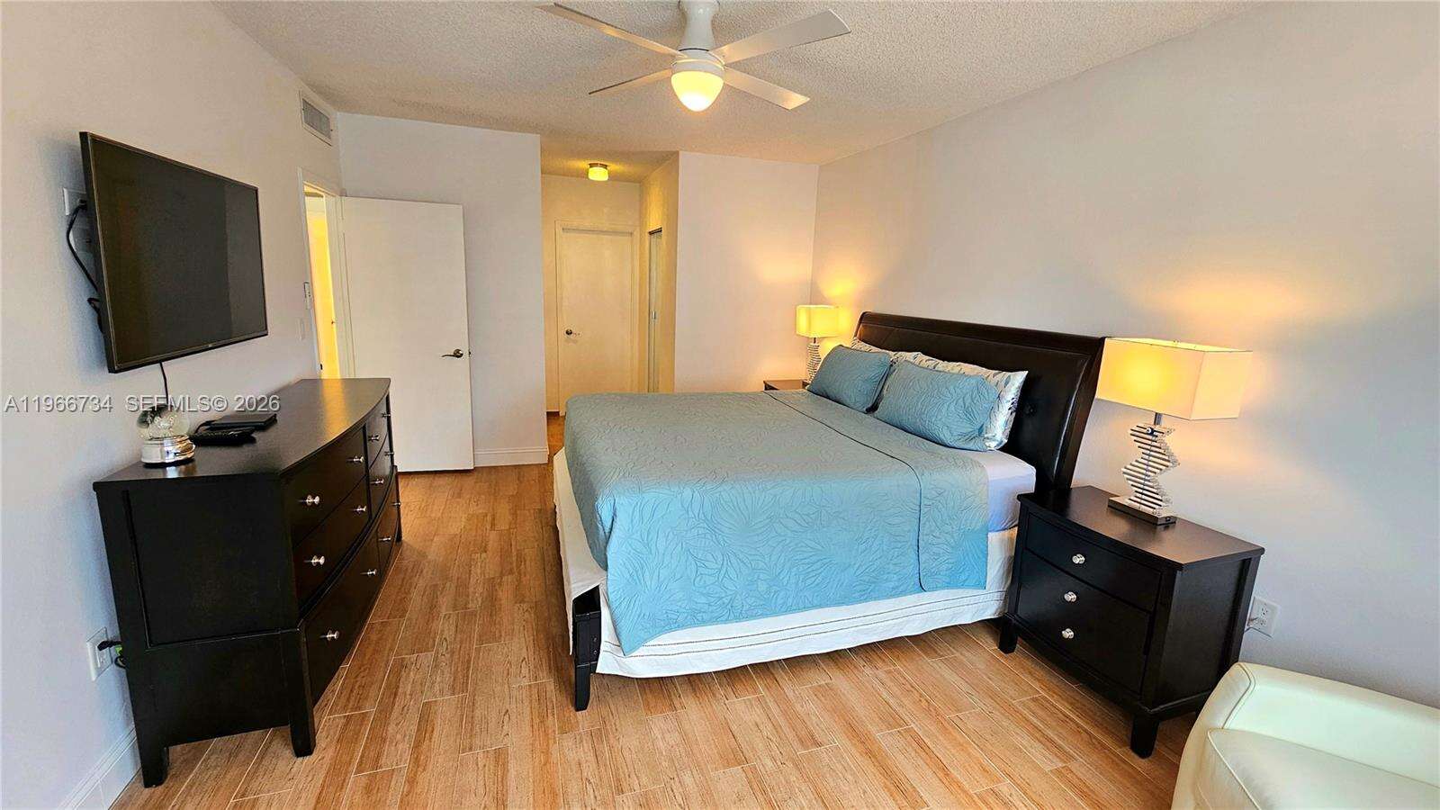 The Hemispheres at 1980 Ocean Dr, Hallandale Beach, FL 33009 - For Sale photo 19