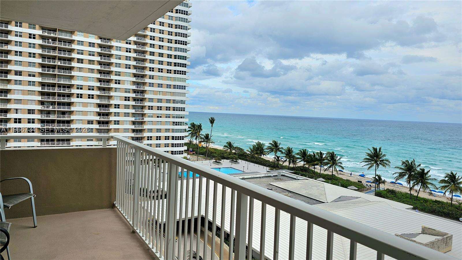 The Hemispheres at 1980 Ocean Dr, Hallandale Beach, FL 33009 - For Sale photo 28