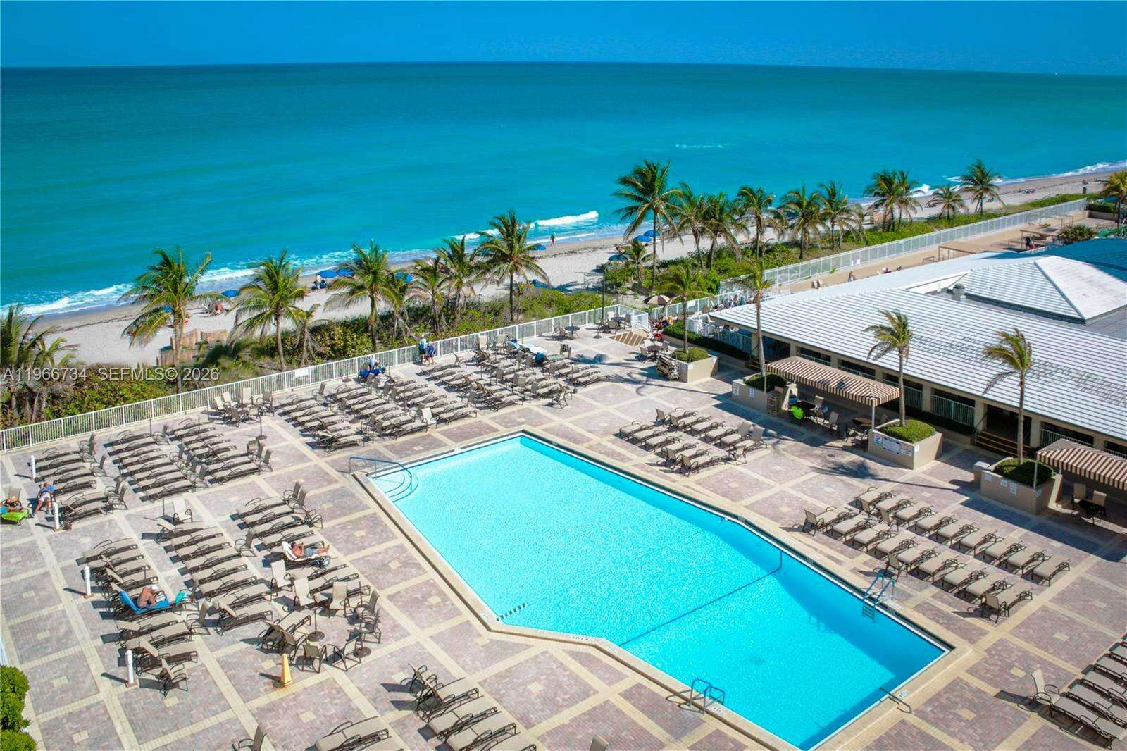 The Hemispheres at 1980 Ocean Dr, Hallandale Beach, FL 33009 - For Sale photo 41