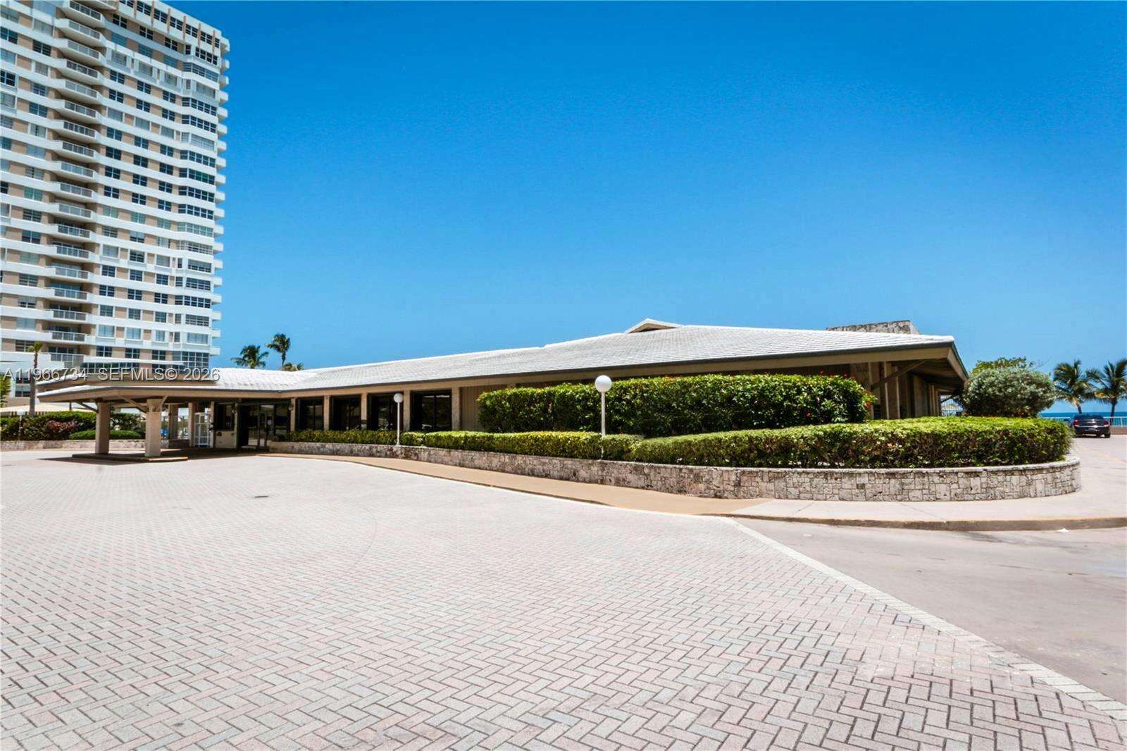 The Hemispheres at 1980 Ocean Dr, Hallandale Beach, FL 33009 - For Sale photo 50