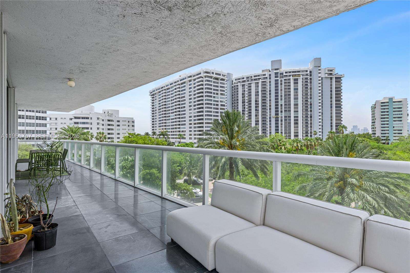 THE GRAND VENETIAN - 10 Venetian Way, Miami Beach, FL 33139 | Picture 19