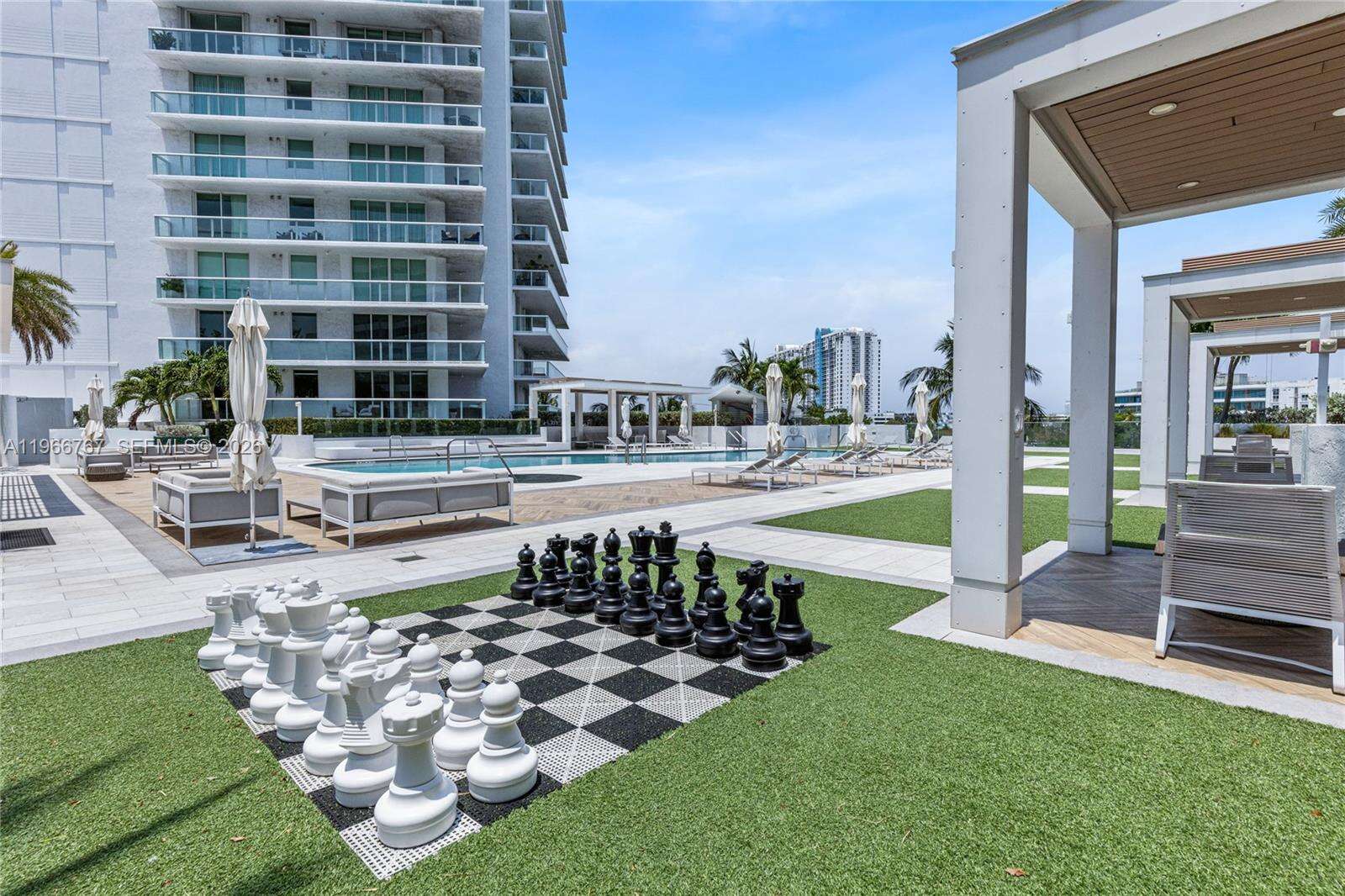 THE GRAND VENETIAN - 10 Venetian Way, Miami Beach, FL 33139 | Picture 27