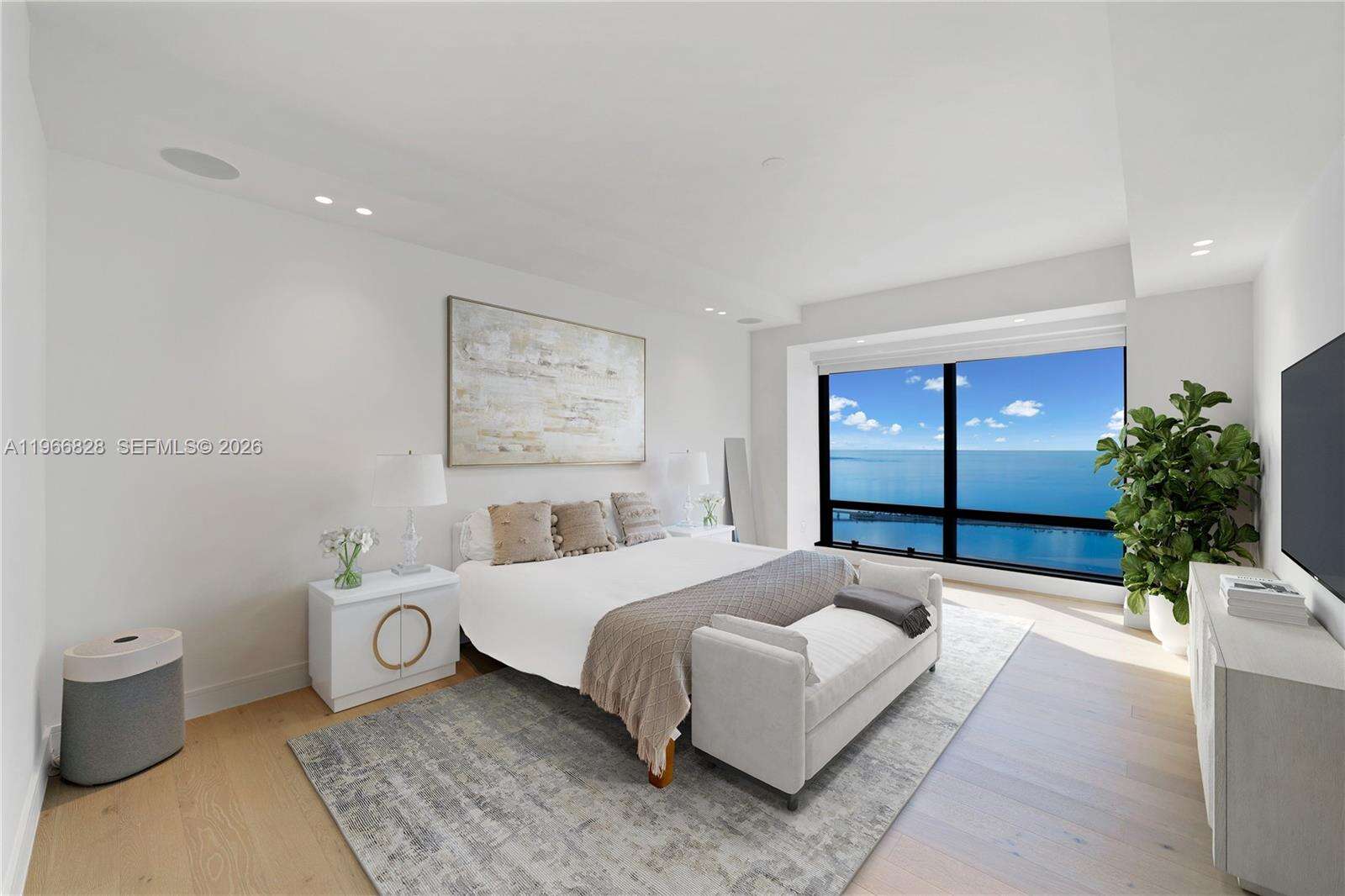 MILLENNIUM TOWER - 1425 Brickell Ave, Miami, FL 33131 | Picture 13