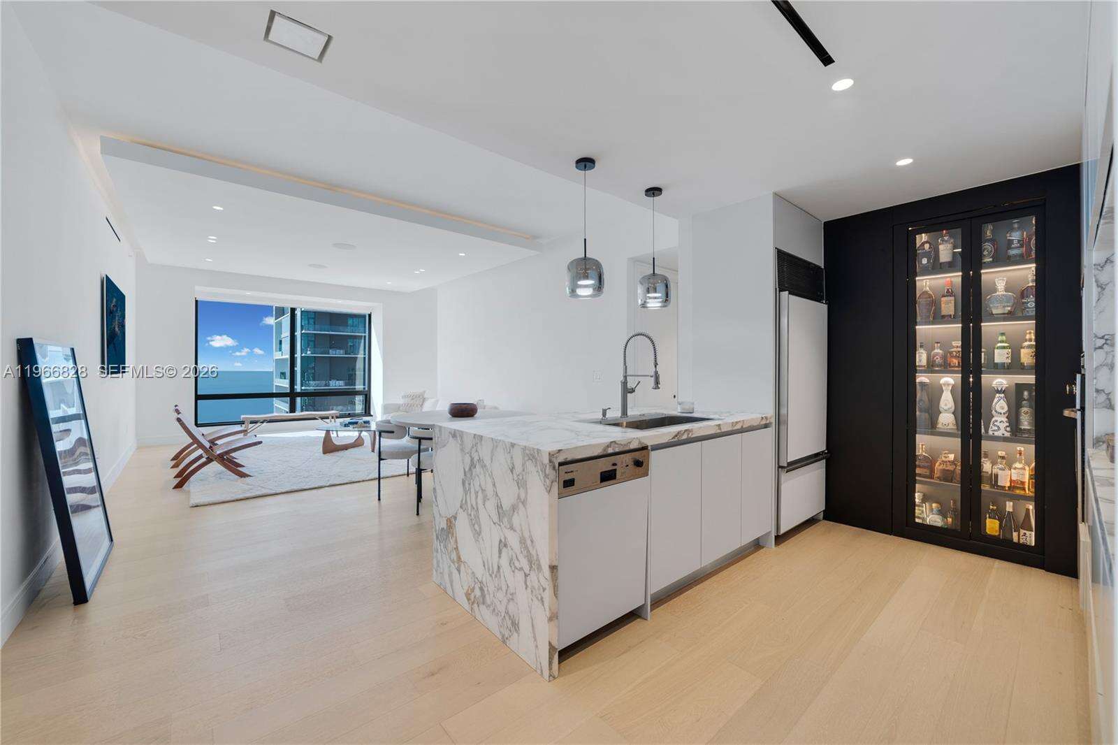 MILLENNIUM TOWER - 1425 Brickell Ave, Miami, FL 33131 | Picture 23