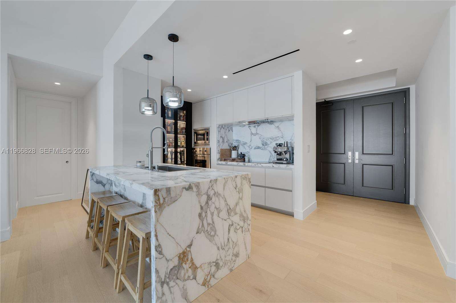 MILLENNIUM TOWER - 1425 Brickell Ave, Miami, FL 33131 | Picture 24