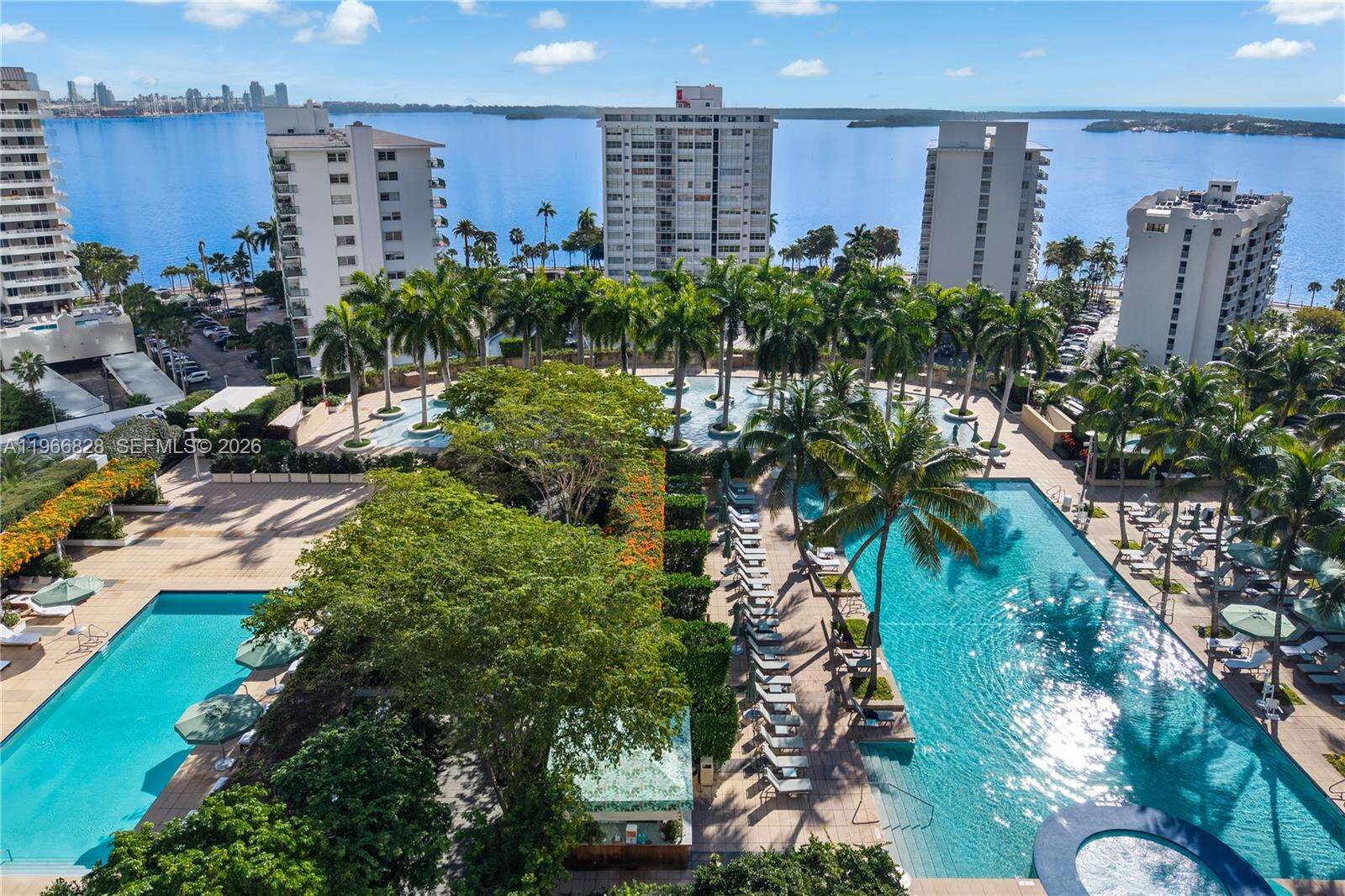 MILLENNIUM TOWER - 1425 Brickell Ave, Miami, FL 33131 | Picture 33