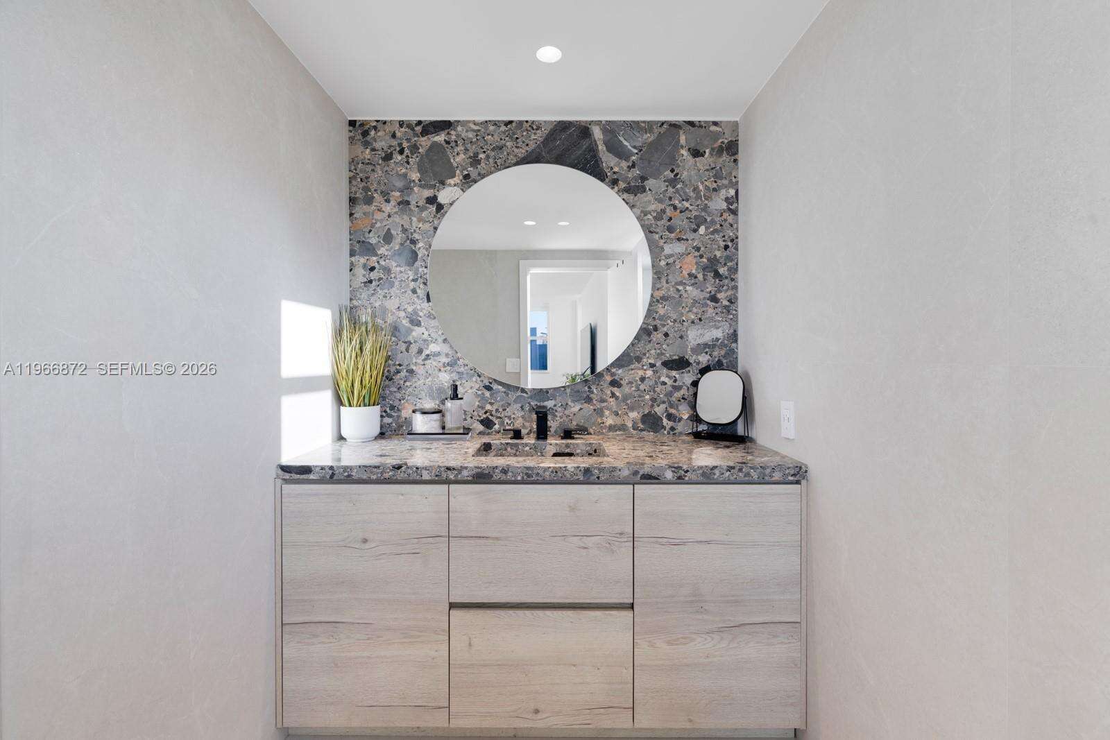 CARAVELLE - 9111 Bay Harbor Dr, Bay Harbor Islands, FL 33154 | Picture 18