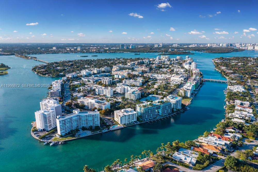 CARAVELLE - 9111 Bay Harbor Dr, Bay Harbor Islands, FL 33154 | Picture 42