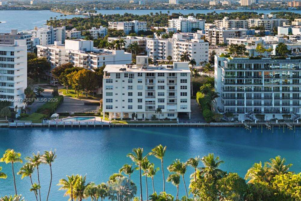 CARAVELLE - 9111 Bay Harbor Dr, Bay Harbor Islands, FL 33154 | Picture 43