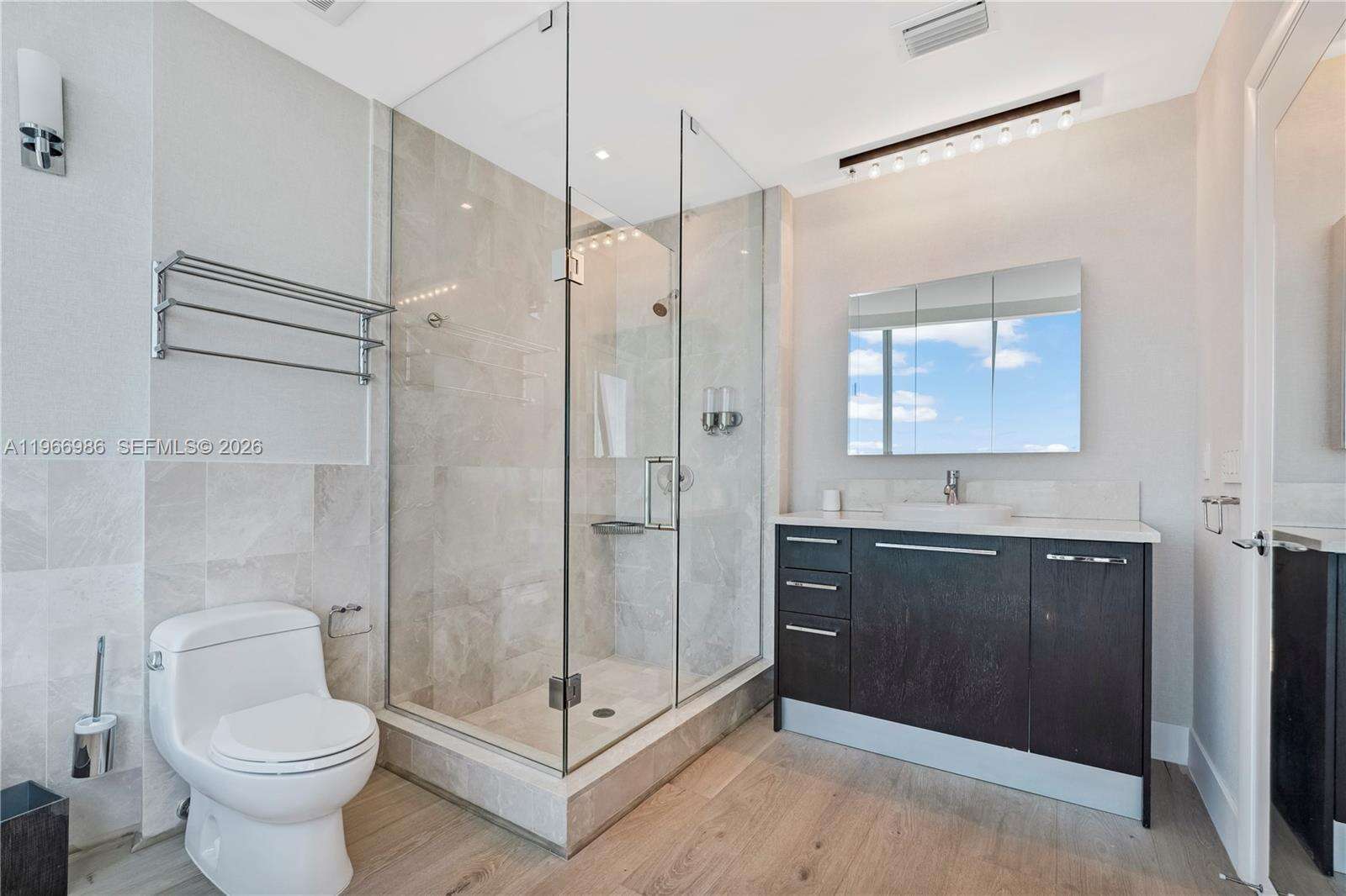 JADE OCEAN - 17121 Collins Ave, Sunny Isles Beach, FL 33160 | Picture 39