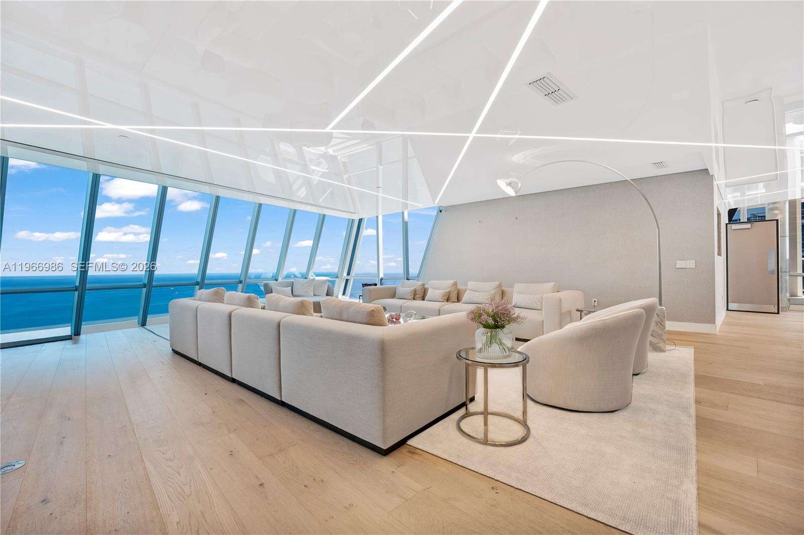 JADE OCEAN - 17121 Collins Ave, Sunny Isles Beach, FL 33160 | Picture 6