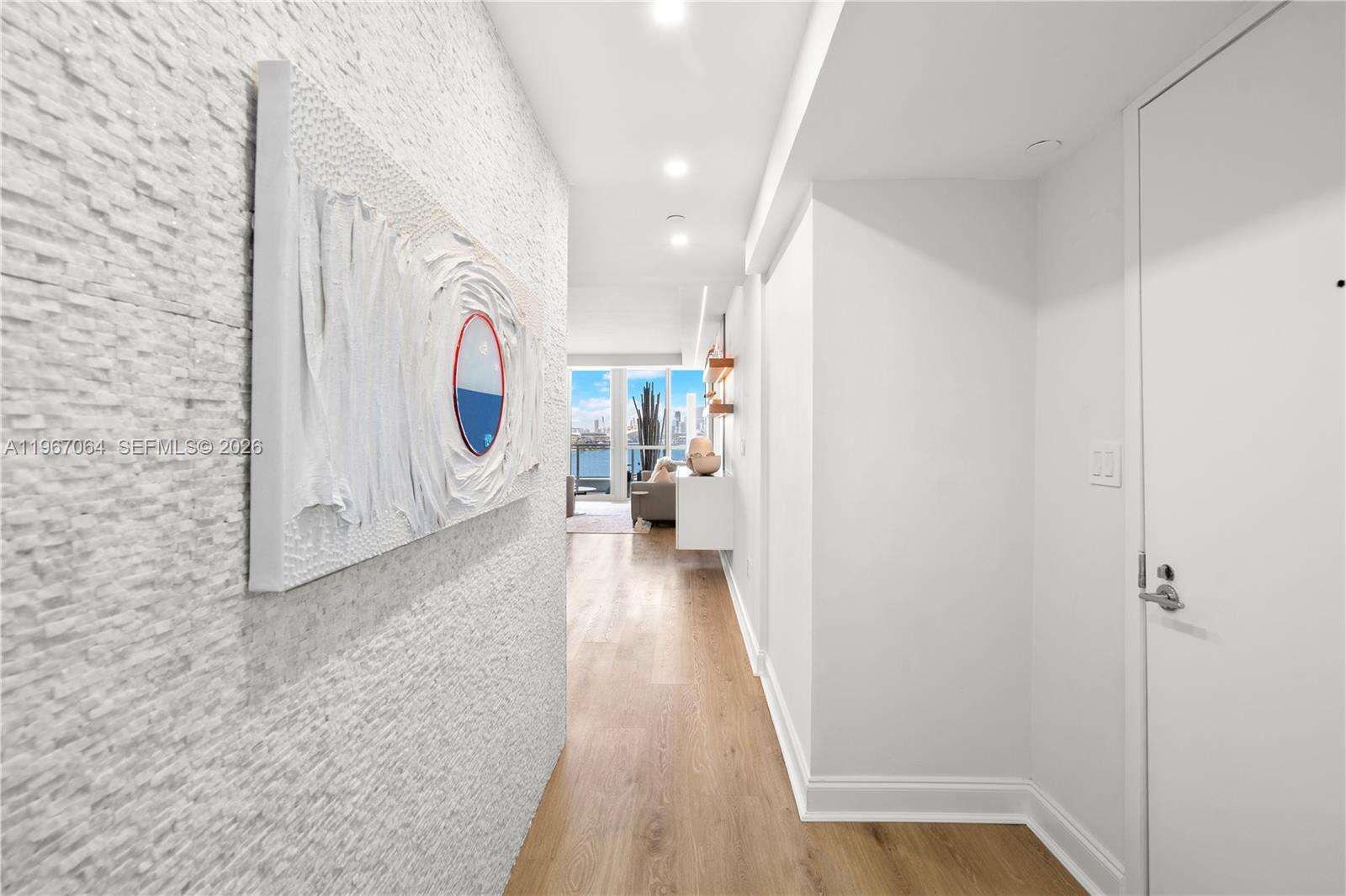 THE BENTLEY BAY - 540 W Ave, Miami Beach, FL 33139 | Picture 17