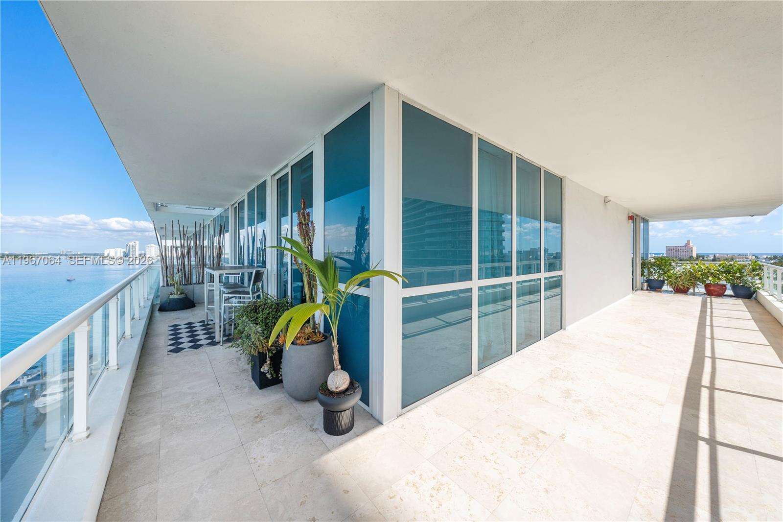 THE BENTLEY BAY - 540 W Ave, Miami Beach, FL 33139 | Picture 21