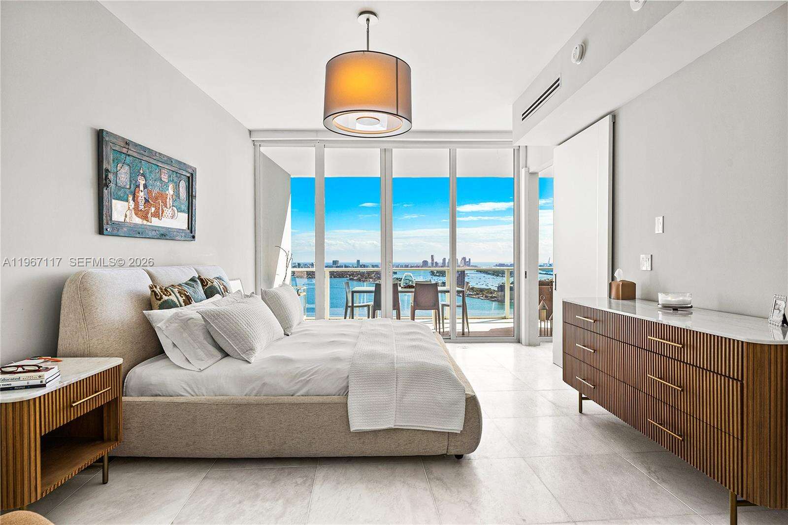 PARAMOUNT BAY - 2020 Bayshore Dr, Miami, FL 33137 | Picture 16