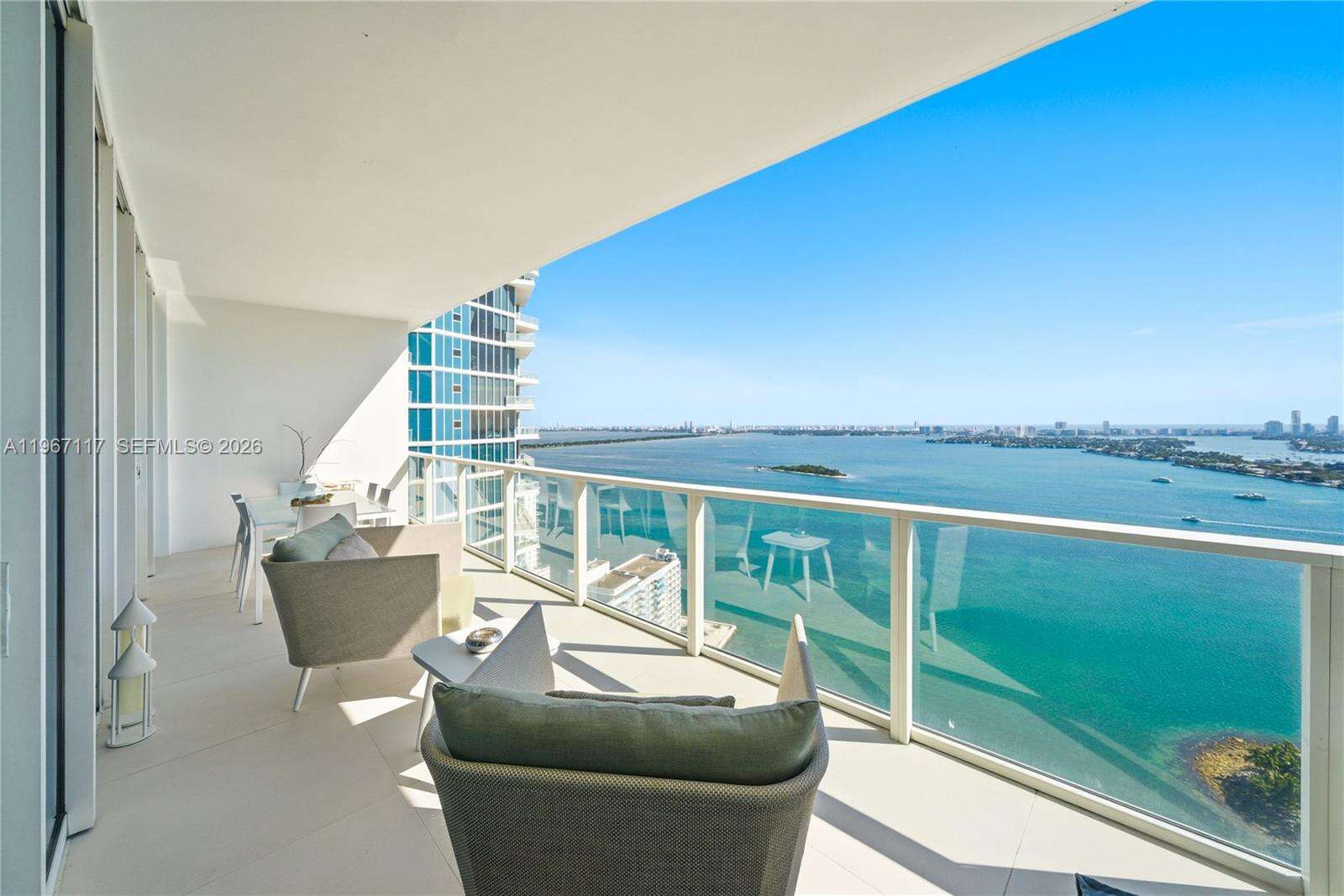 PARAMOUNT BAY - 2020 Bayshore Dr, Miami, FL 33137 | Picture 3