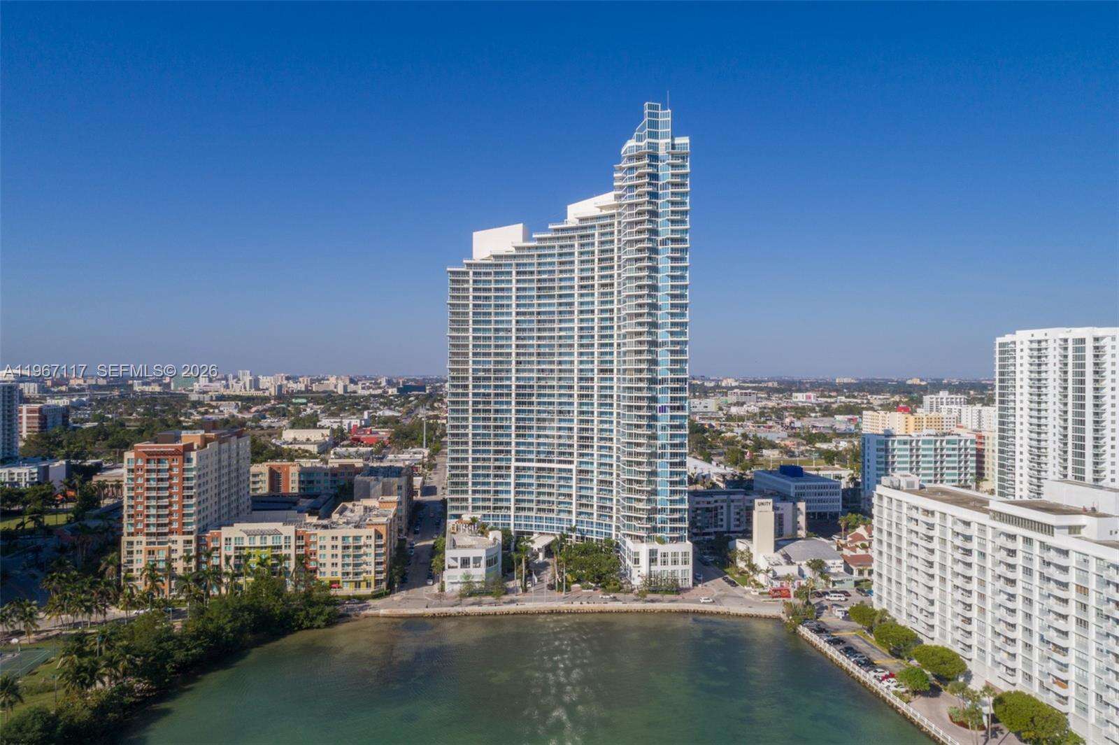 PARAMOUNT BAY - 2020 Bayshore Dr, Miami, FL 33137 | Picture 28
