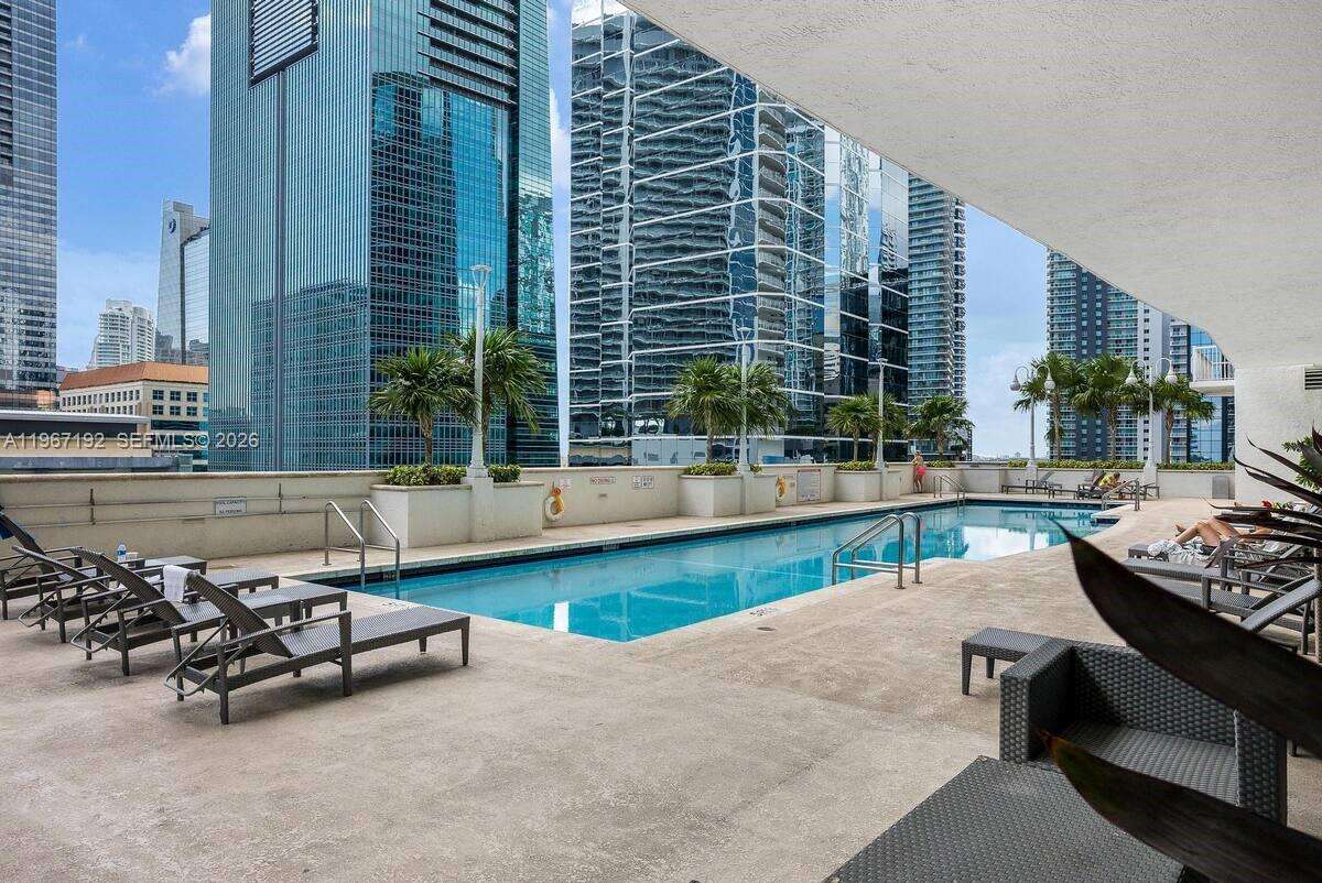 The Club At Brickell Bay at 1200 Brickell Bay Dr, Miami, FL 33131 - For Sale photo 19