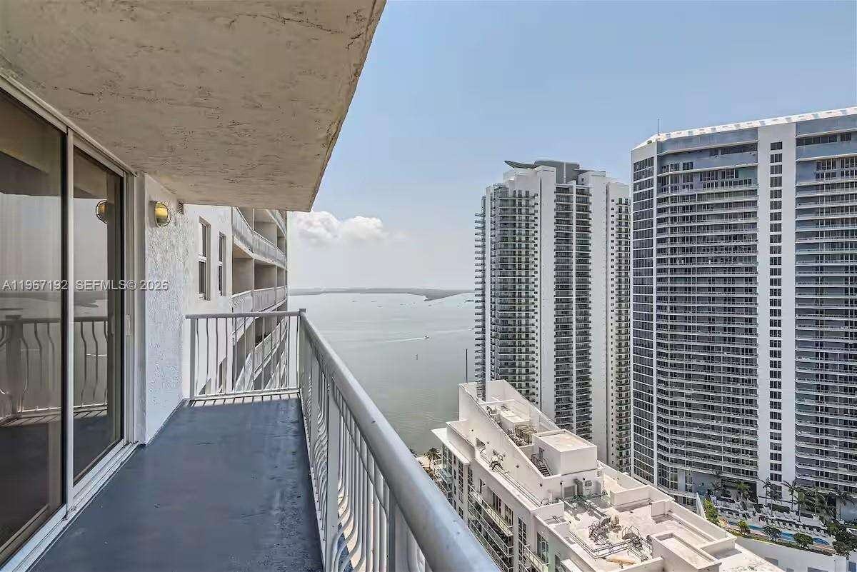 The Club At Brickell Bay at 1200 Brickell Bay Dr, Miami, FL 33131 - For Sale photo 3