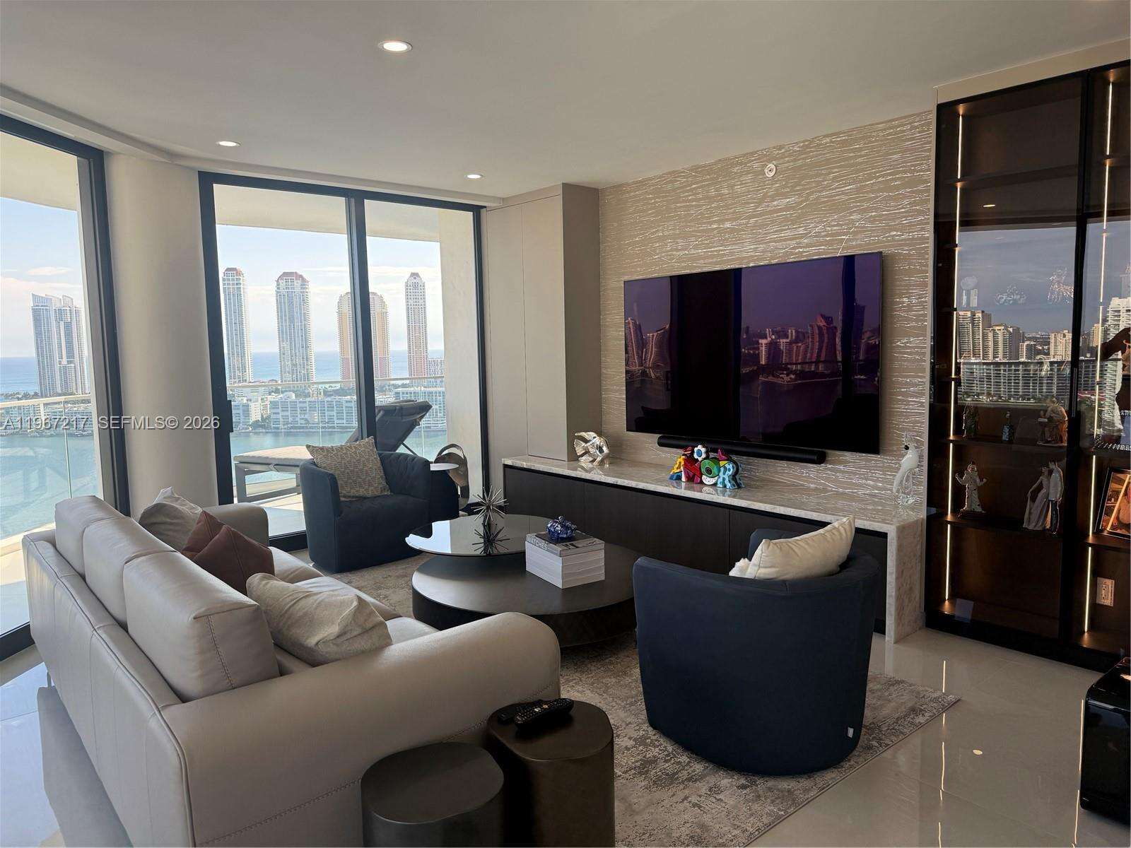 2800 ISL BLVD WILLIAMS ISL - 2800 Island Blvd, Aventura, FL 33160 | Picture 2