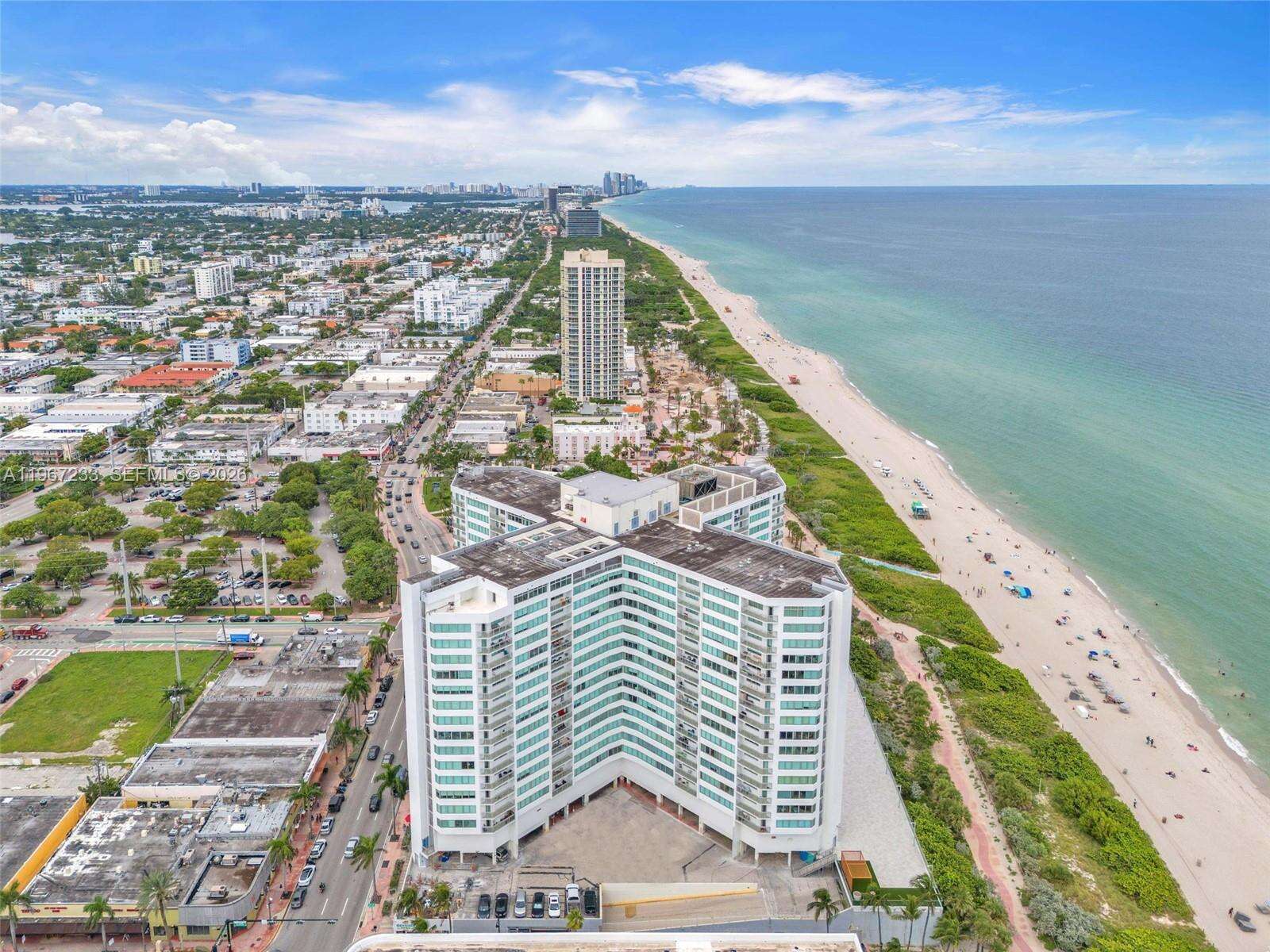 Burleigh House at 7135 Collins Ave, Miami Beach, FL 33141 - For Sale photo 24