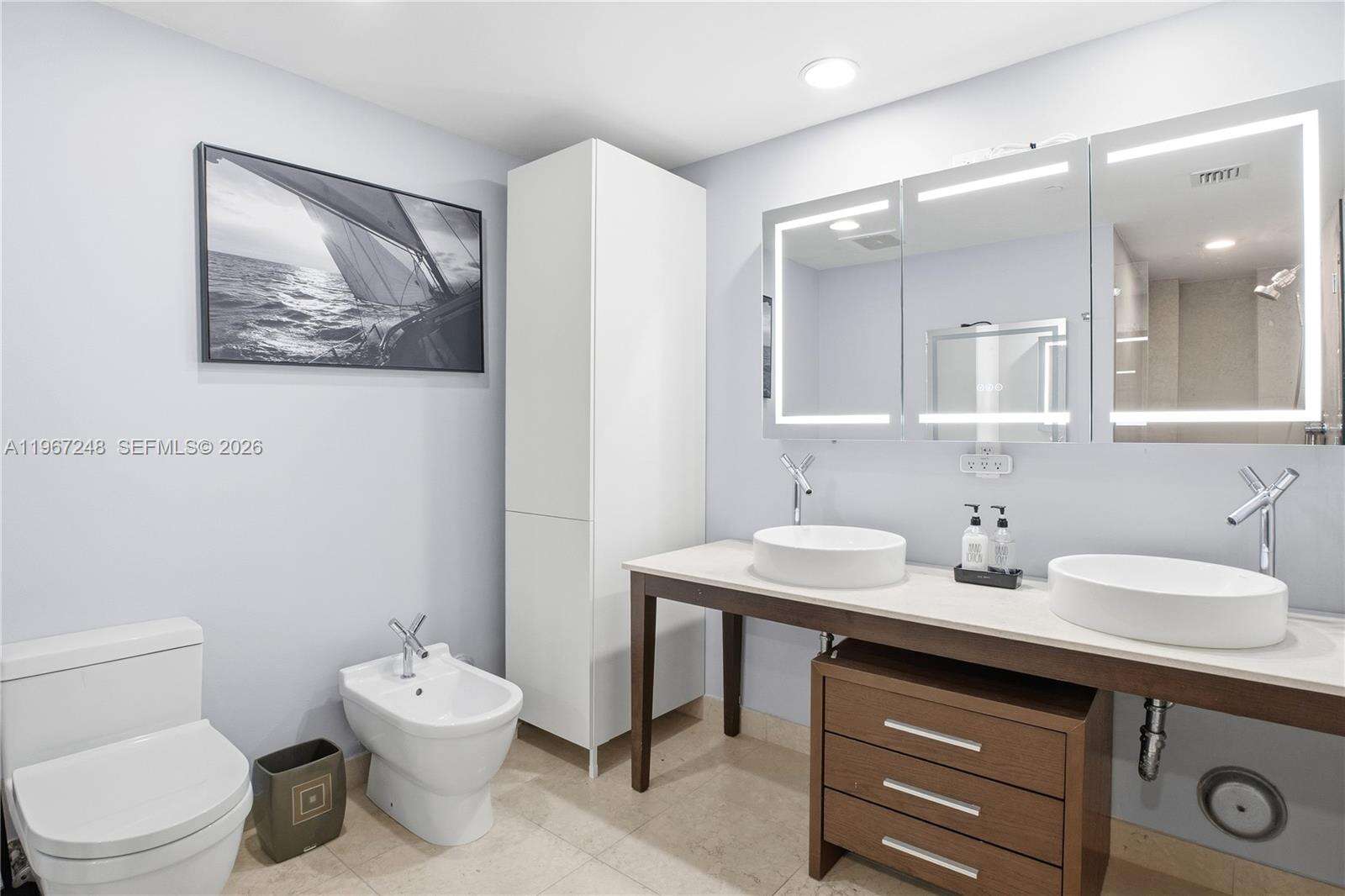 Icon Brickell 2 at 495 Brickell Ave, Miami, FL 33131 - For Sale photo 11