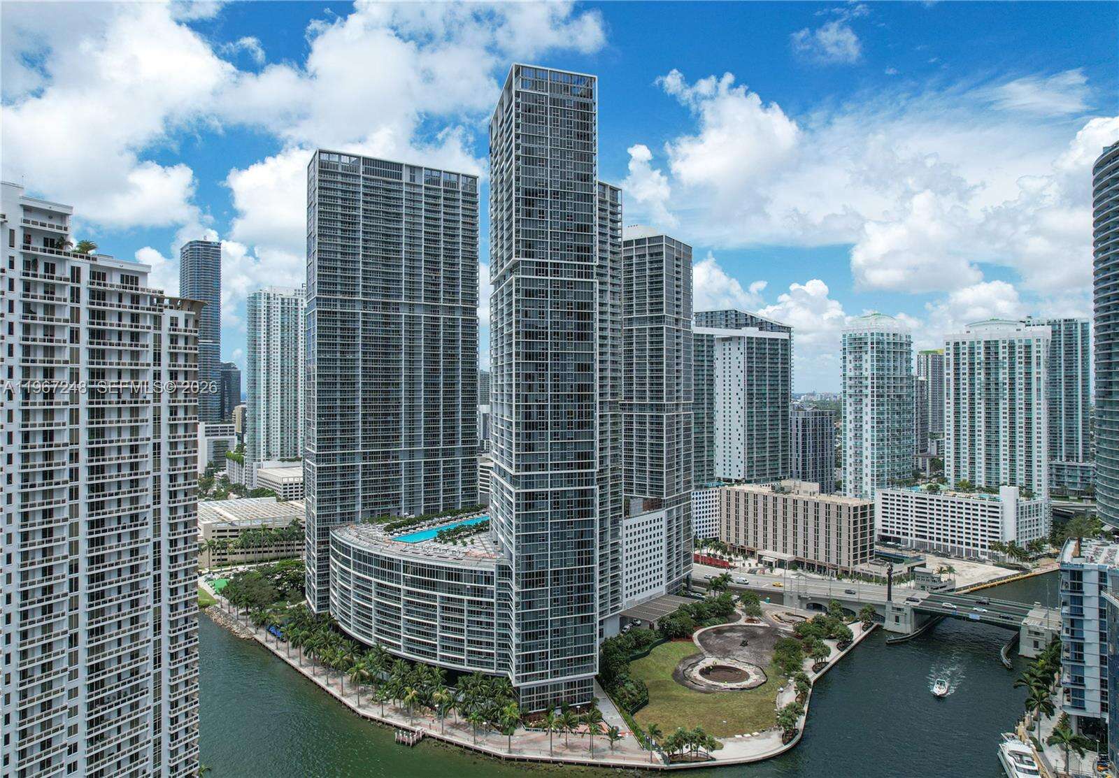 Icon Brickell 2 at 495 Brickell Ave, Miami, FL 33131 - For Sale photo 15