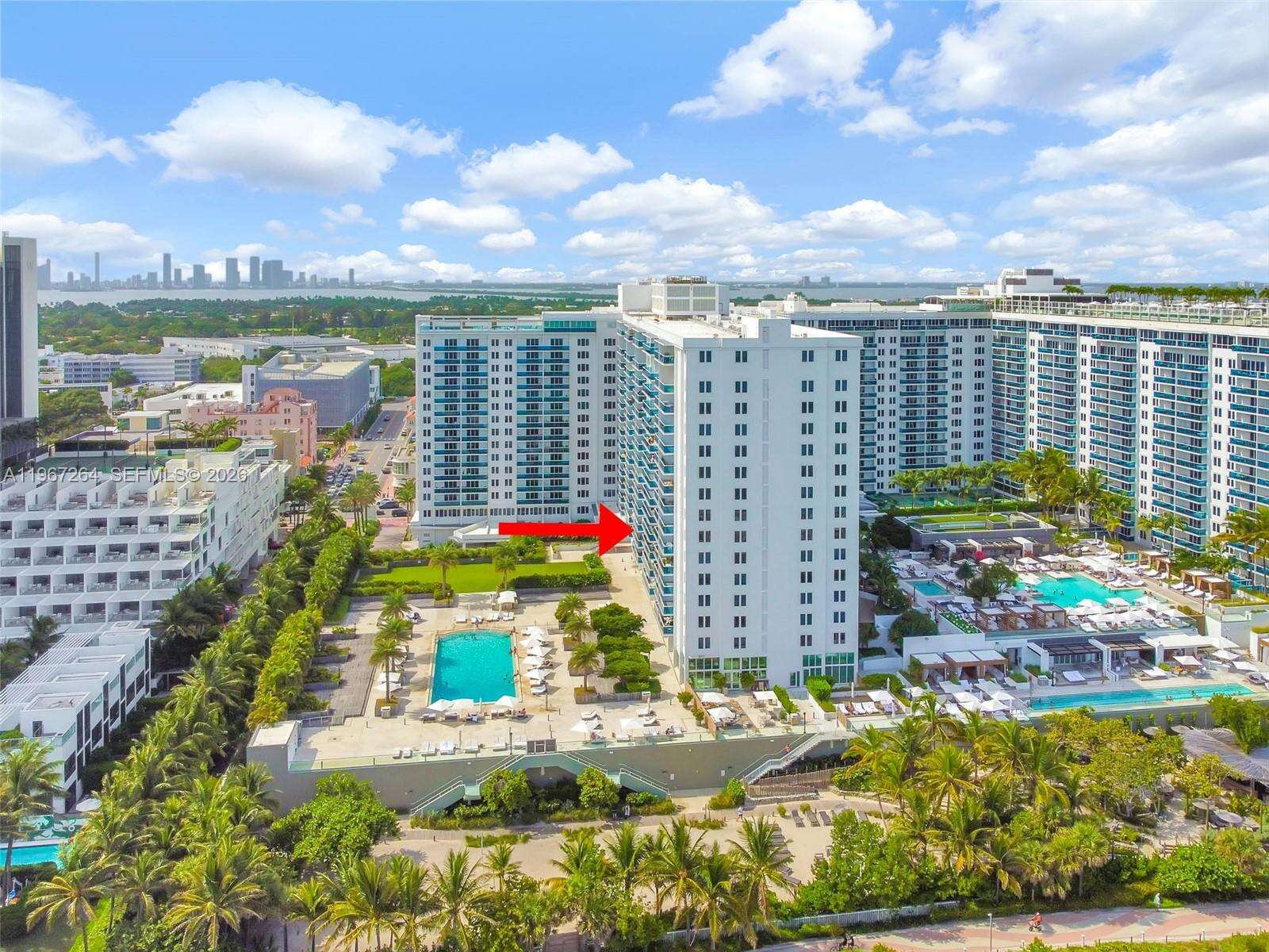 RONEY PALACE - 2301 Collins Ave, Miami Beach, FL 33139 | Picture 2