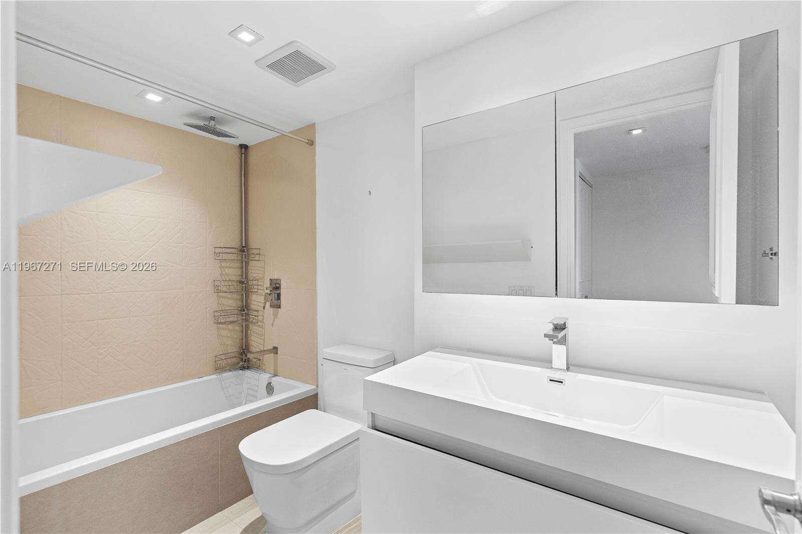 THE PALACE - 1541 Brickell Ave, Miami, FL 33129 | Picture 22