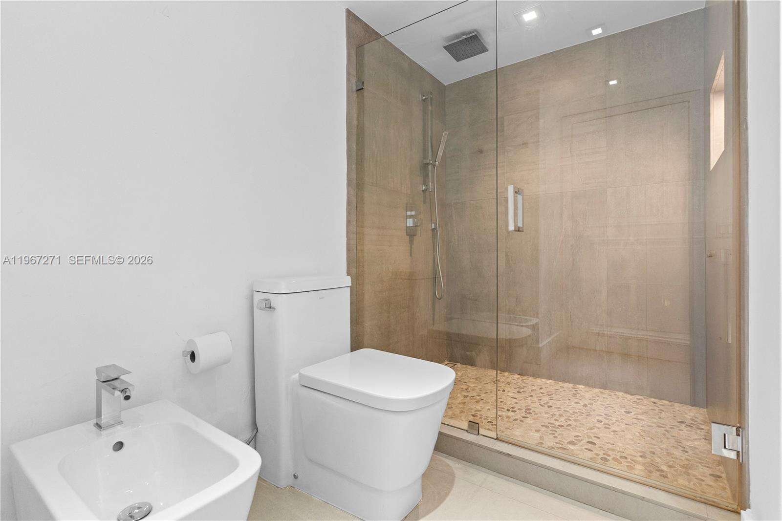 THE PALACE - 1541 Brickell Ave, Miami, FL 33129 | Picture 31