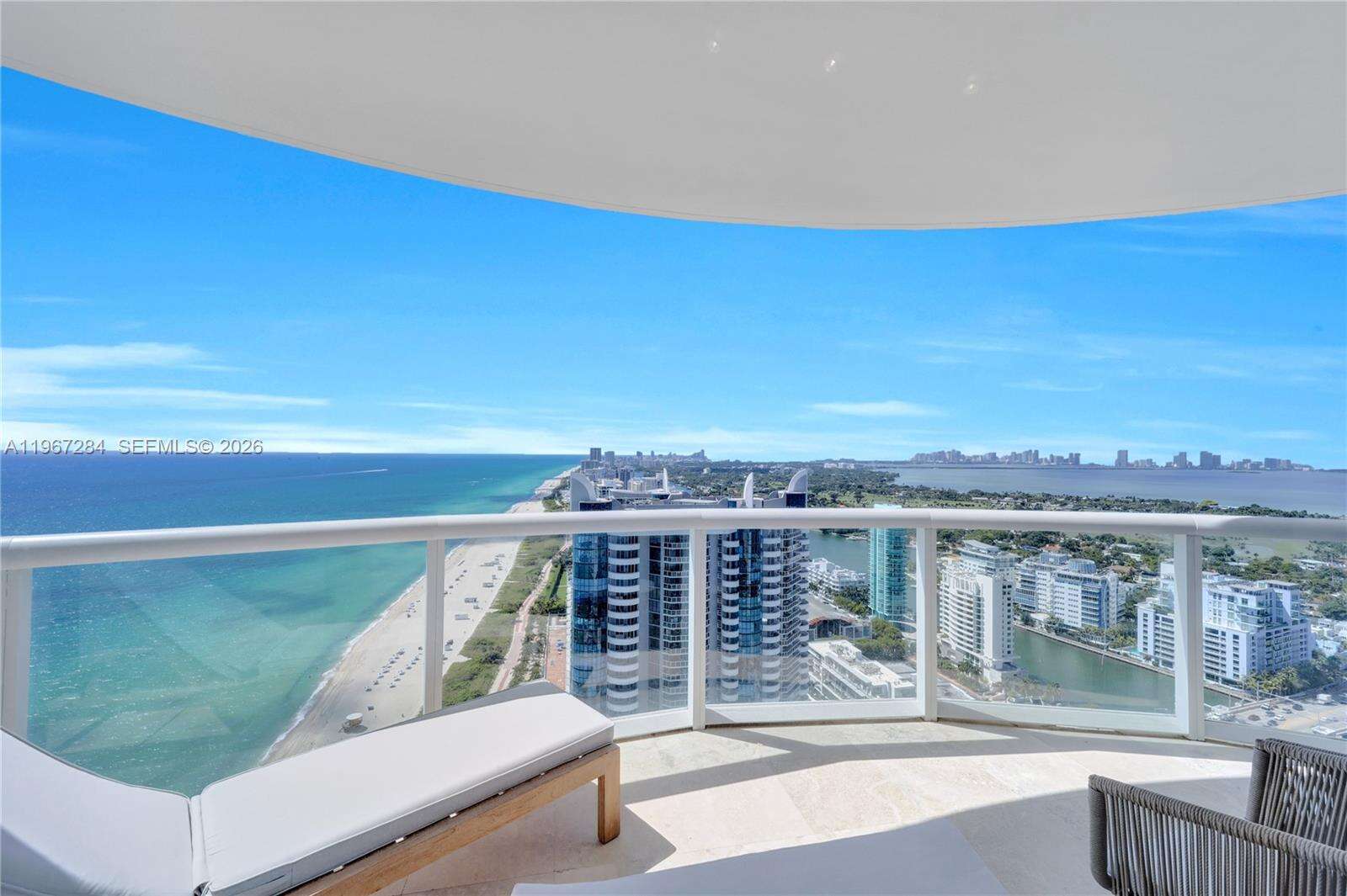 AKOYA - , Miami Beach, FL 33141 | Picture 17