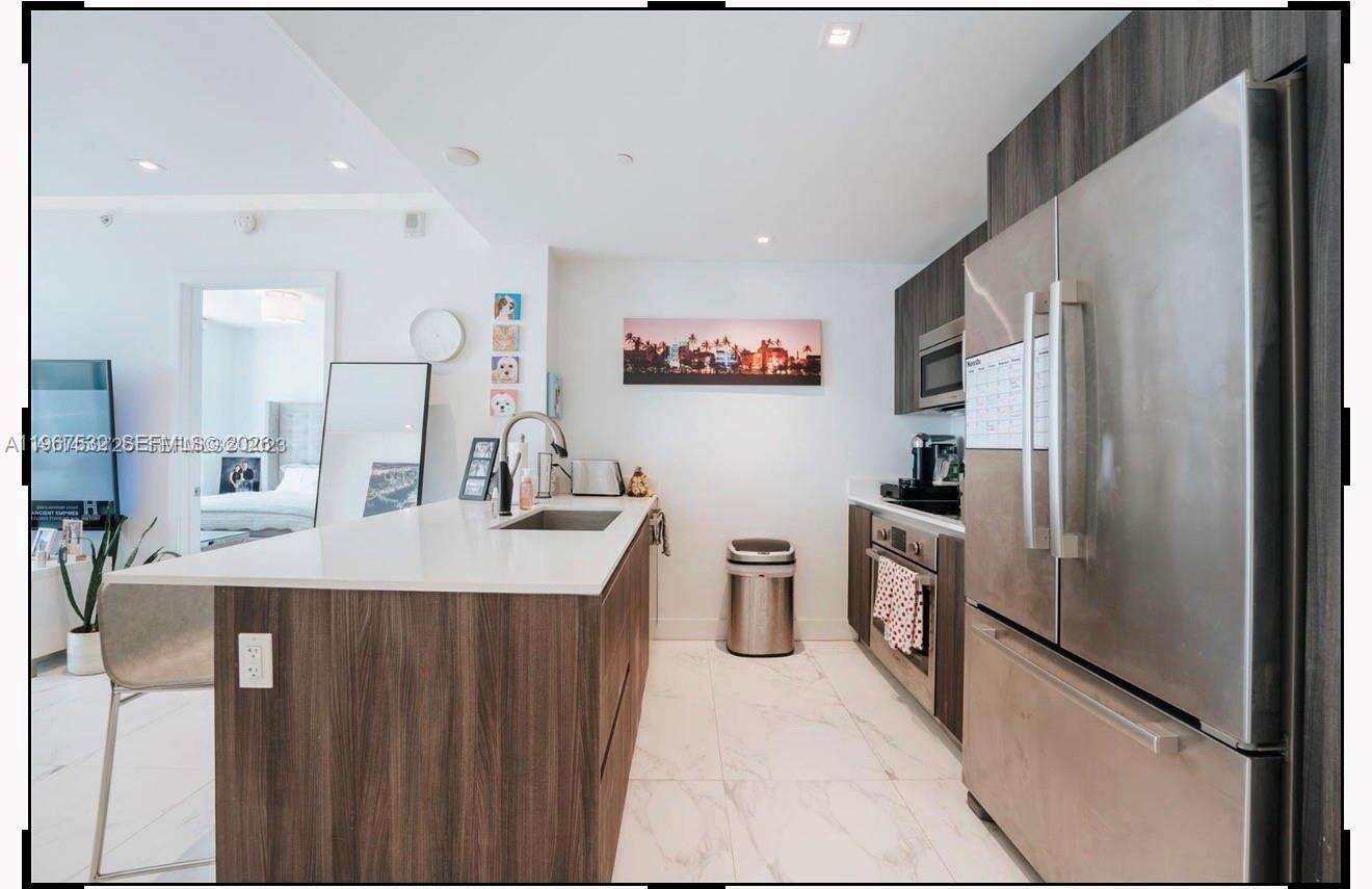 Aria On The Bay at 488 18 St, Miami, FL 33132 - For Sale photo 3