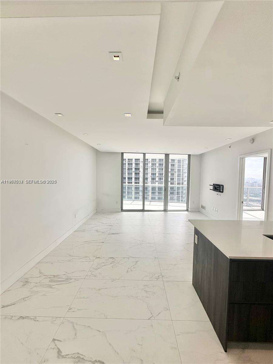Aria On The Bay at 488 18 St, Miami, FL 33132 - For Sale photo 7