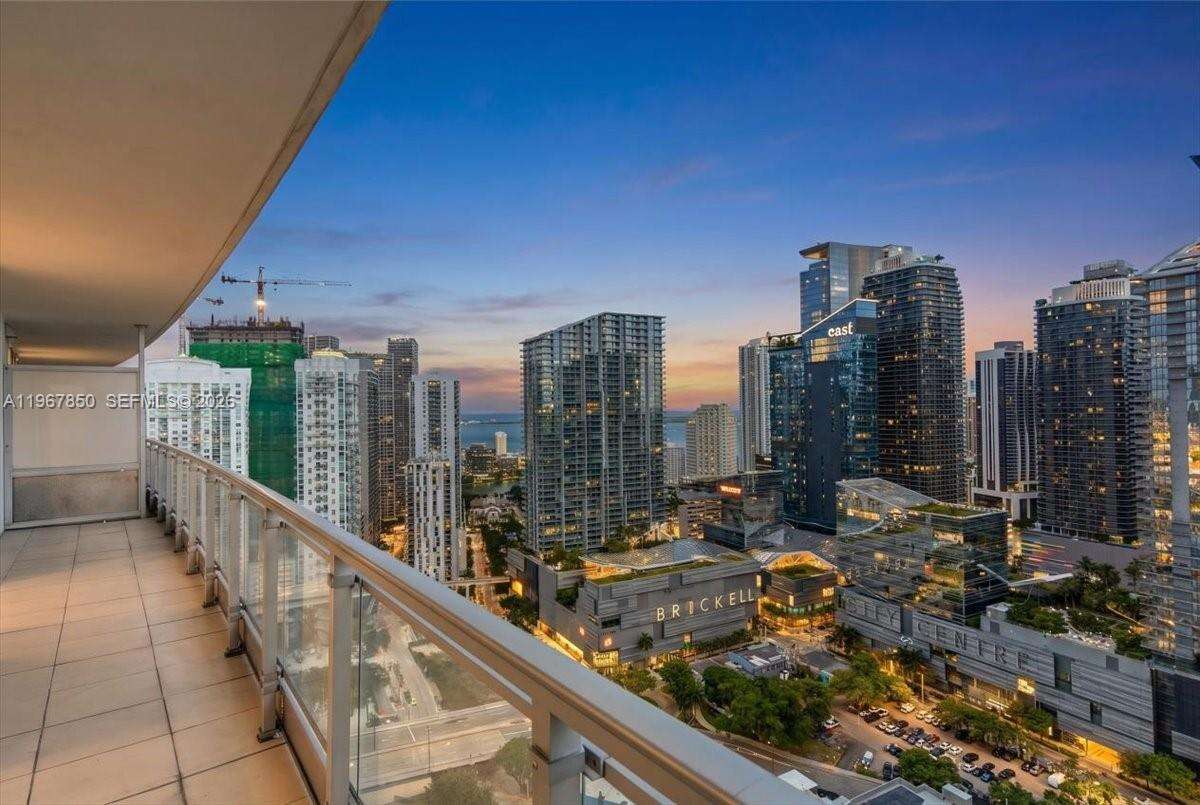 Mint at 92 3 St, Miami, FL 33130 - For Sale photo 1
