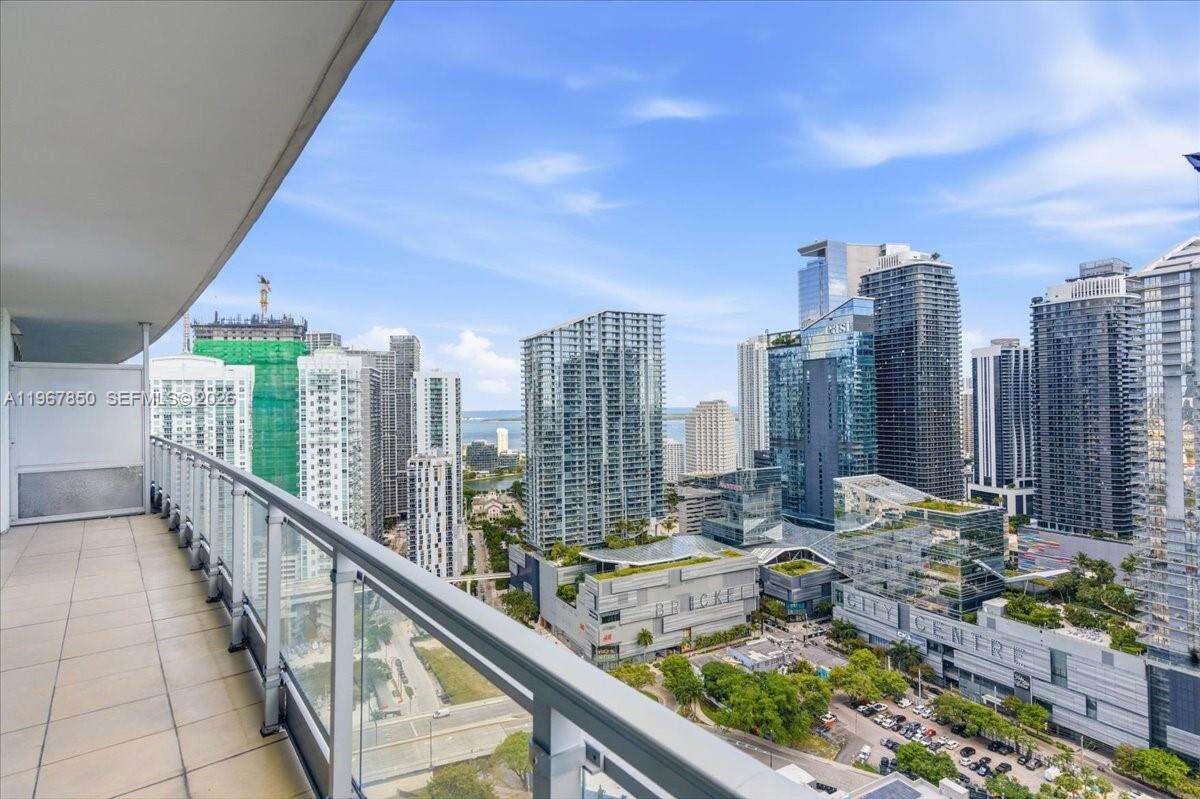 Mint at 92 3 St, Miami, FL 33130 - For Sale photo 32