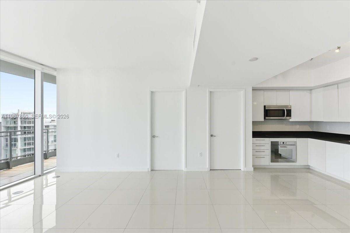 Mint at 92 3 St, Miami, FL 33130 - For Sale photo 5