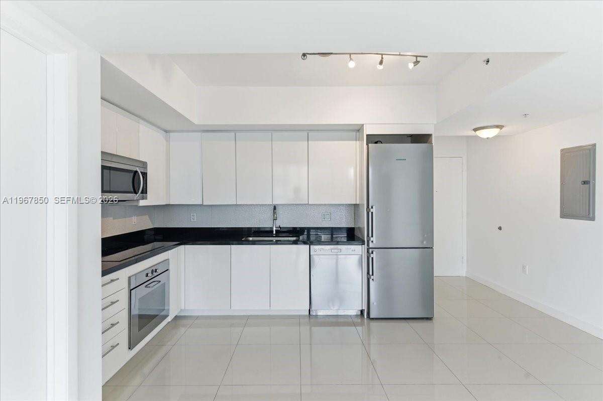 Mint at 92 3 St, Miami, FL 33130 - For Sale photo 7